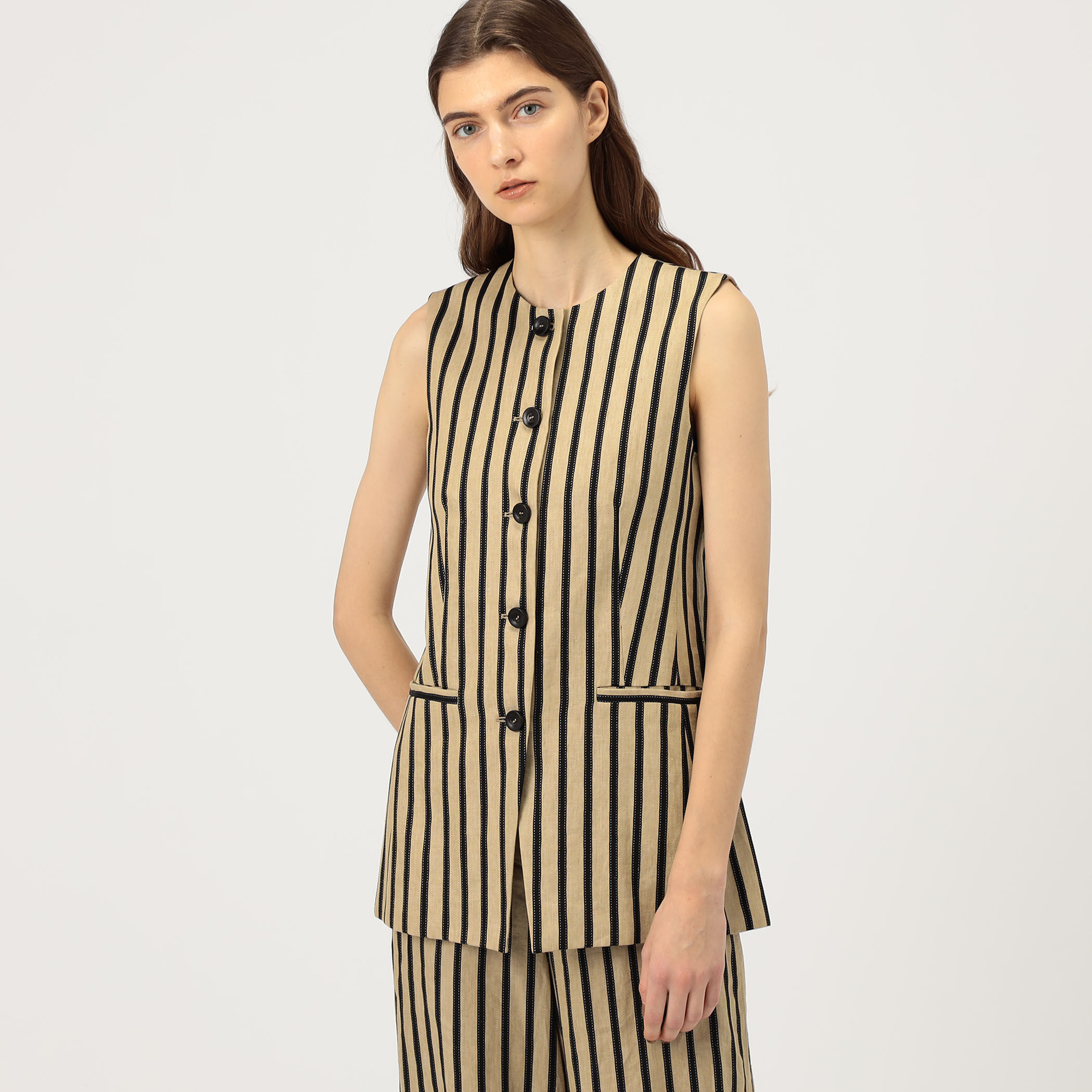 □Max Mara RODEO ベスト｜トゥモローランド 公式サイト