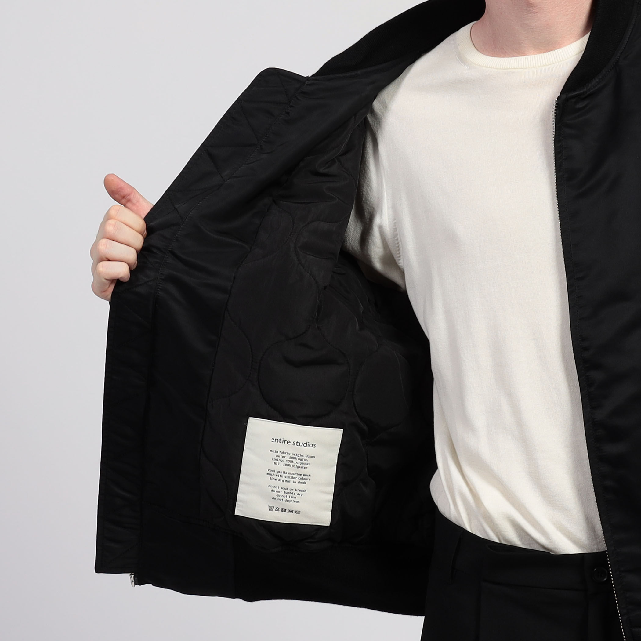 □entire studios BROAD ボンバージャケット｜トゥモローランド 公式通販