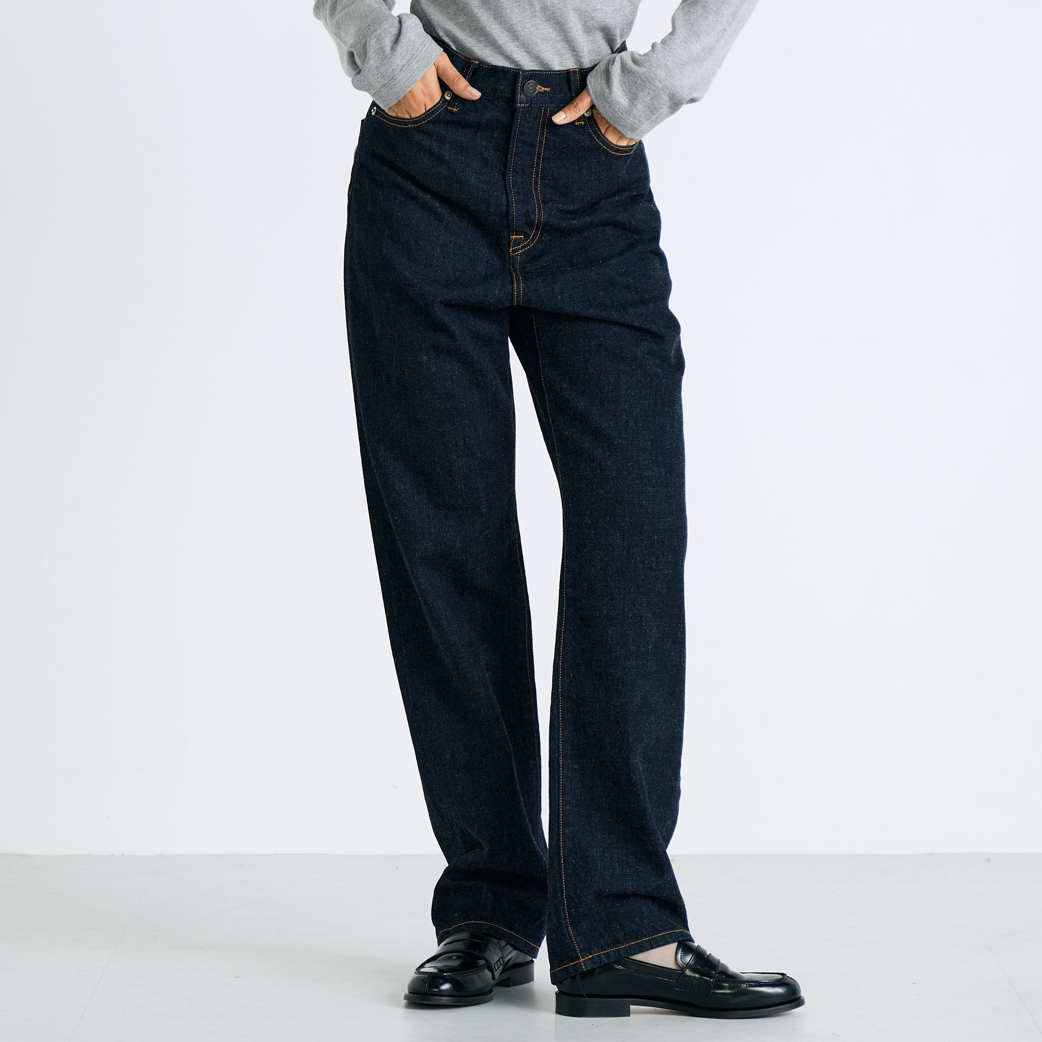 ワンウオッシュエッセンシャルデニム ストレートパンツ