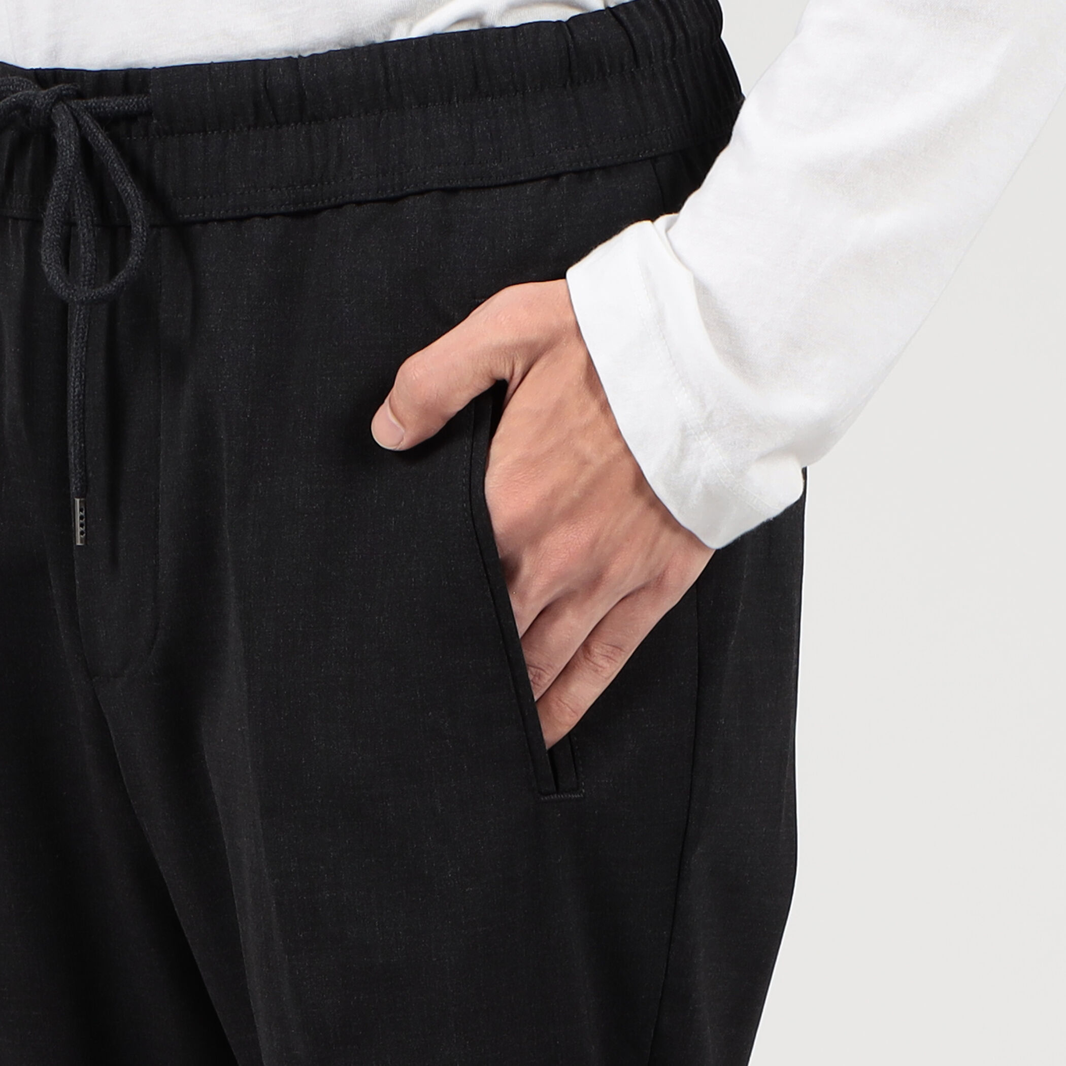 ストレッチウール ドローストリングパンツ MYDW1391｜トゥモローランド