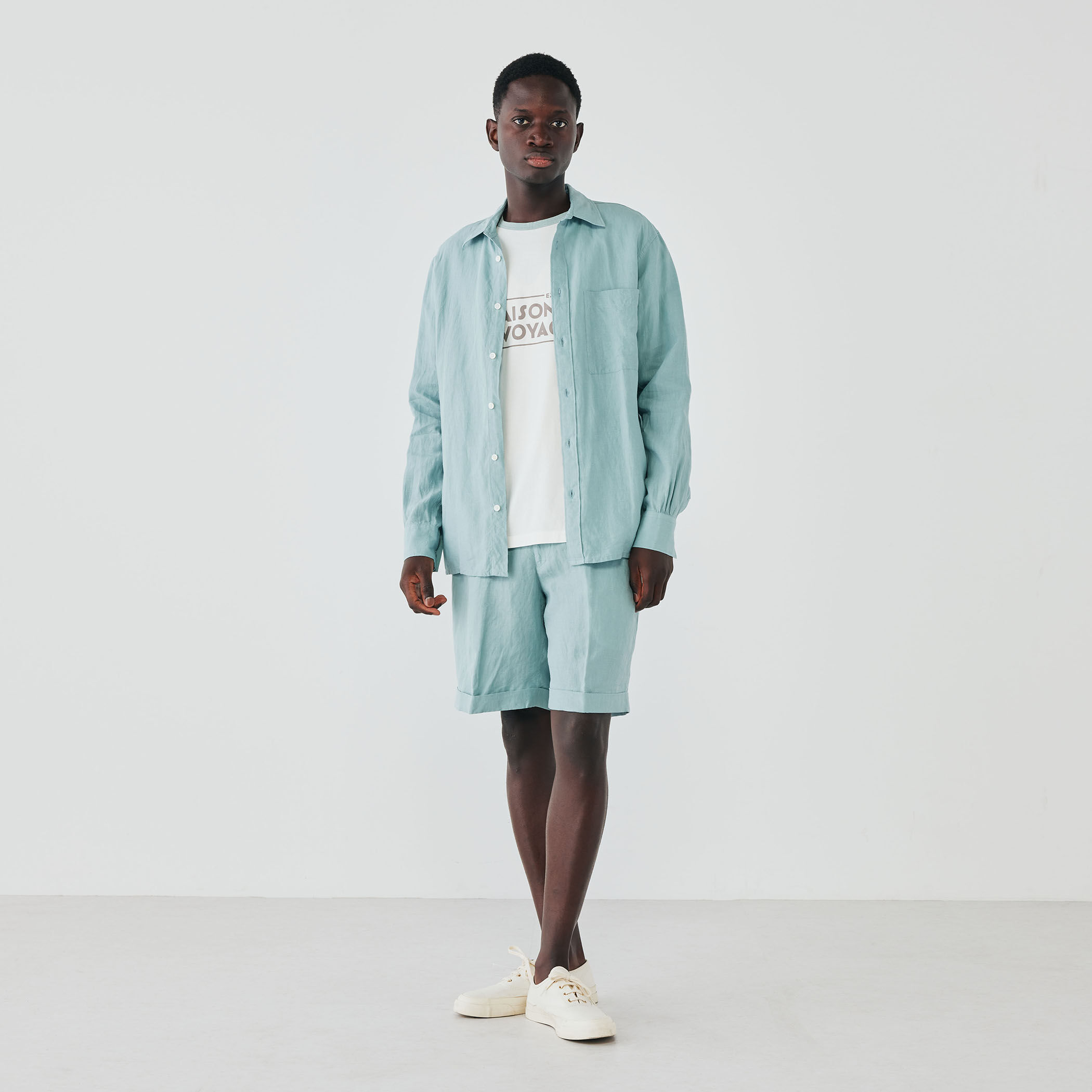 80リネン 2プリーツバミューダショーツ｜トゥモローランド 公式通販