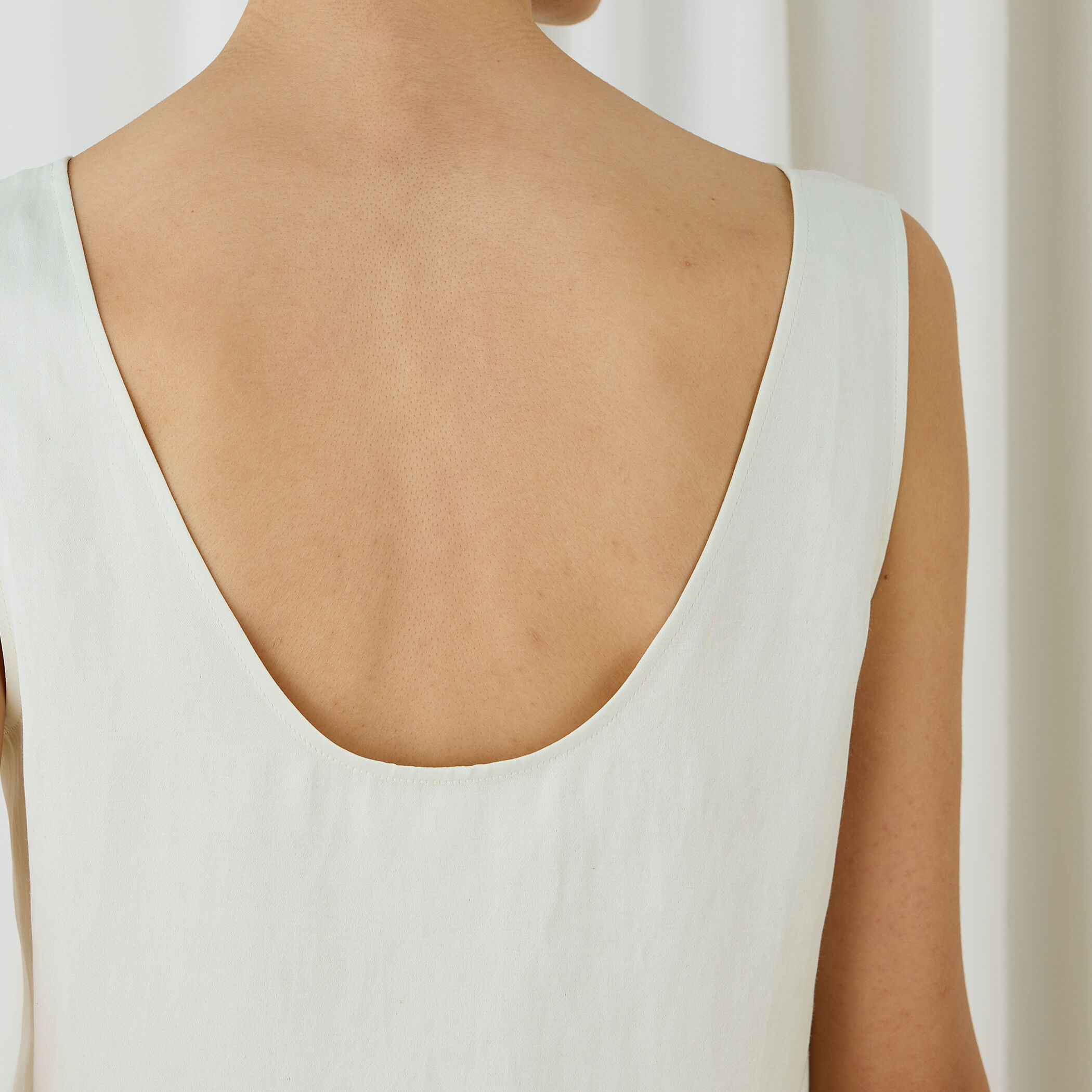 ソフトサテン レイヤードブラウス｜トゥモローランド 公式通販