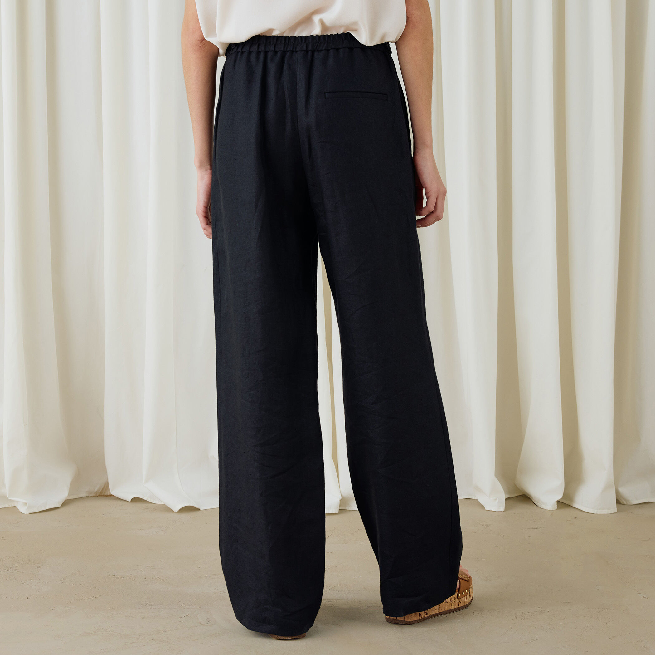 ツイルリネン セミワイドイージーパンツ｜トゥモローランド 公式通販
