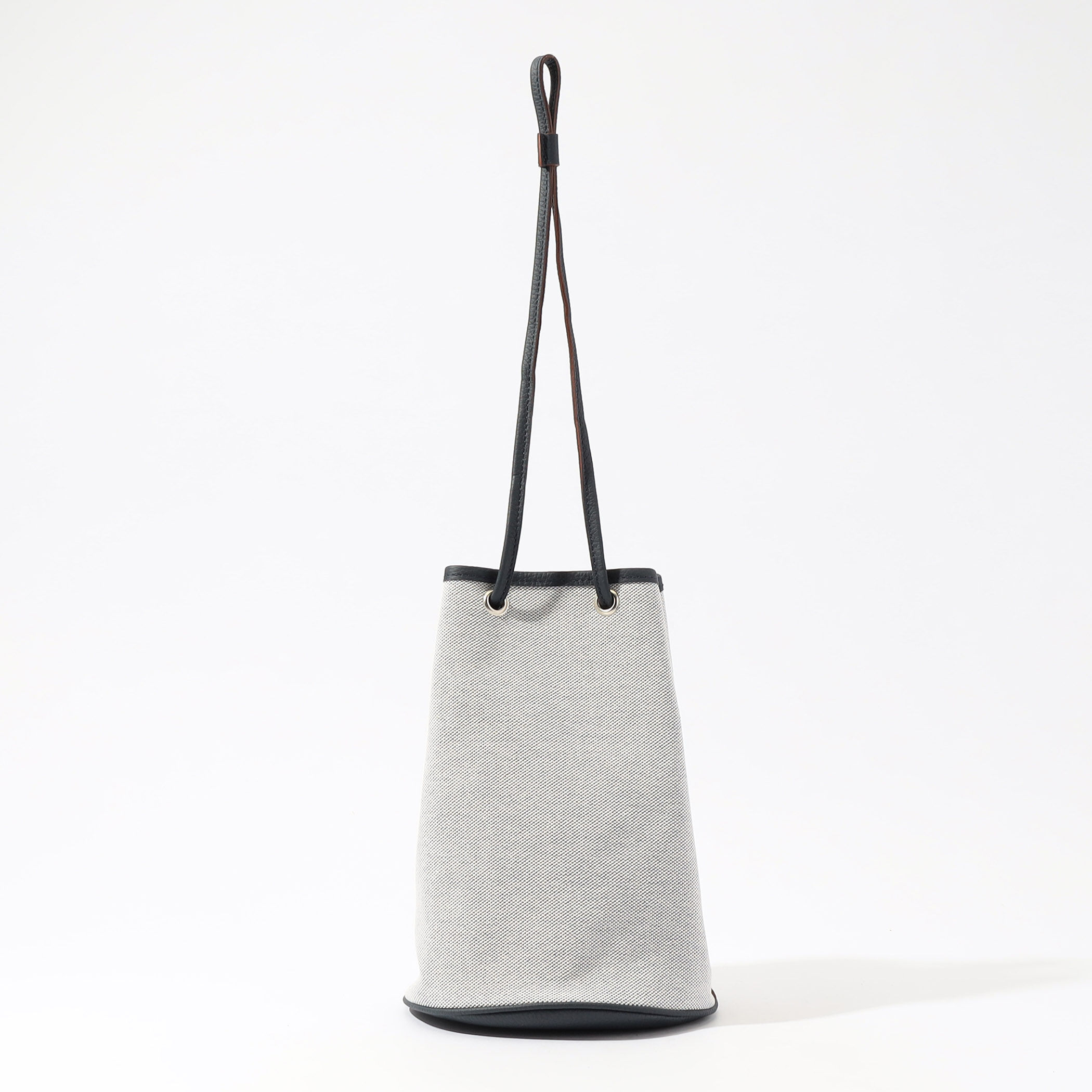 別注】Charles et Charlus ESCALA 巾着バッグ｜トゥモローランド 公式通販