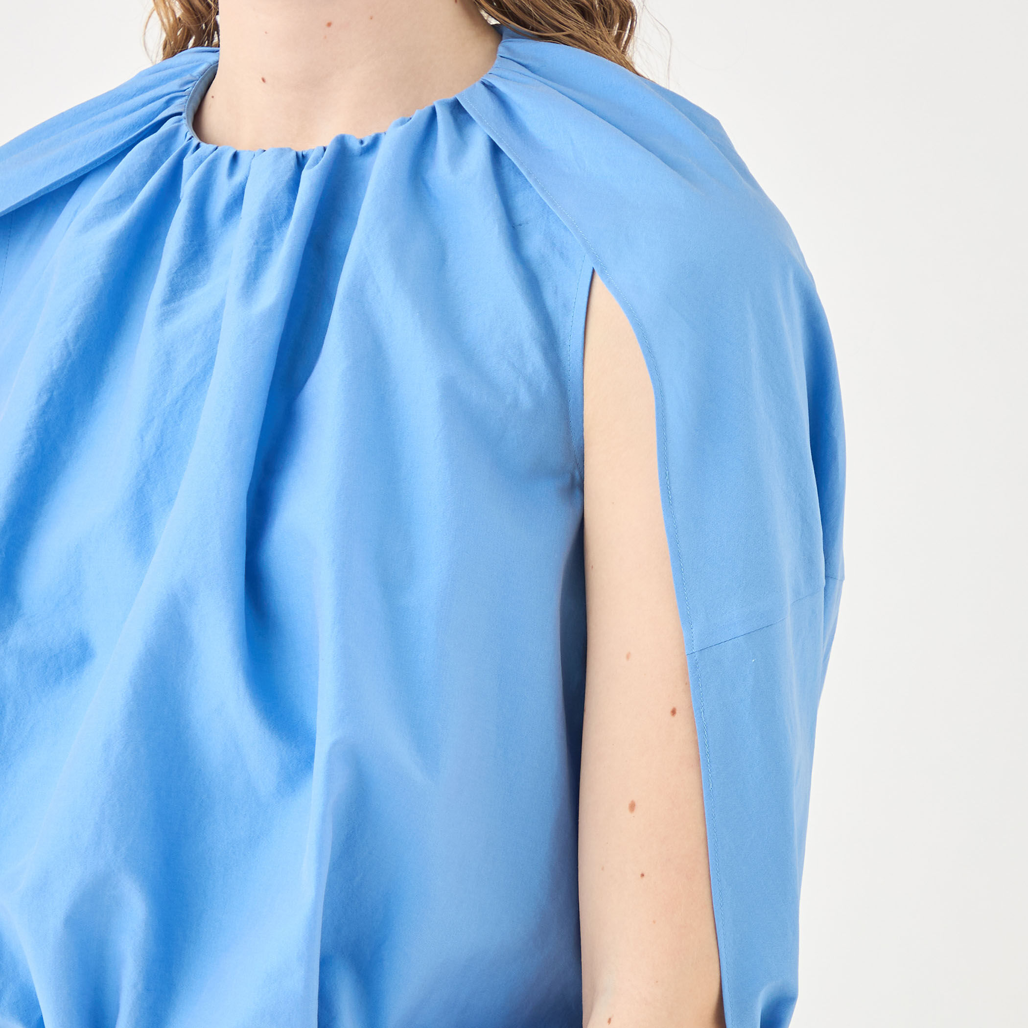 コットンシルクシャンブレー バルーンフレンチスリーブブラウス