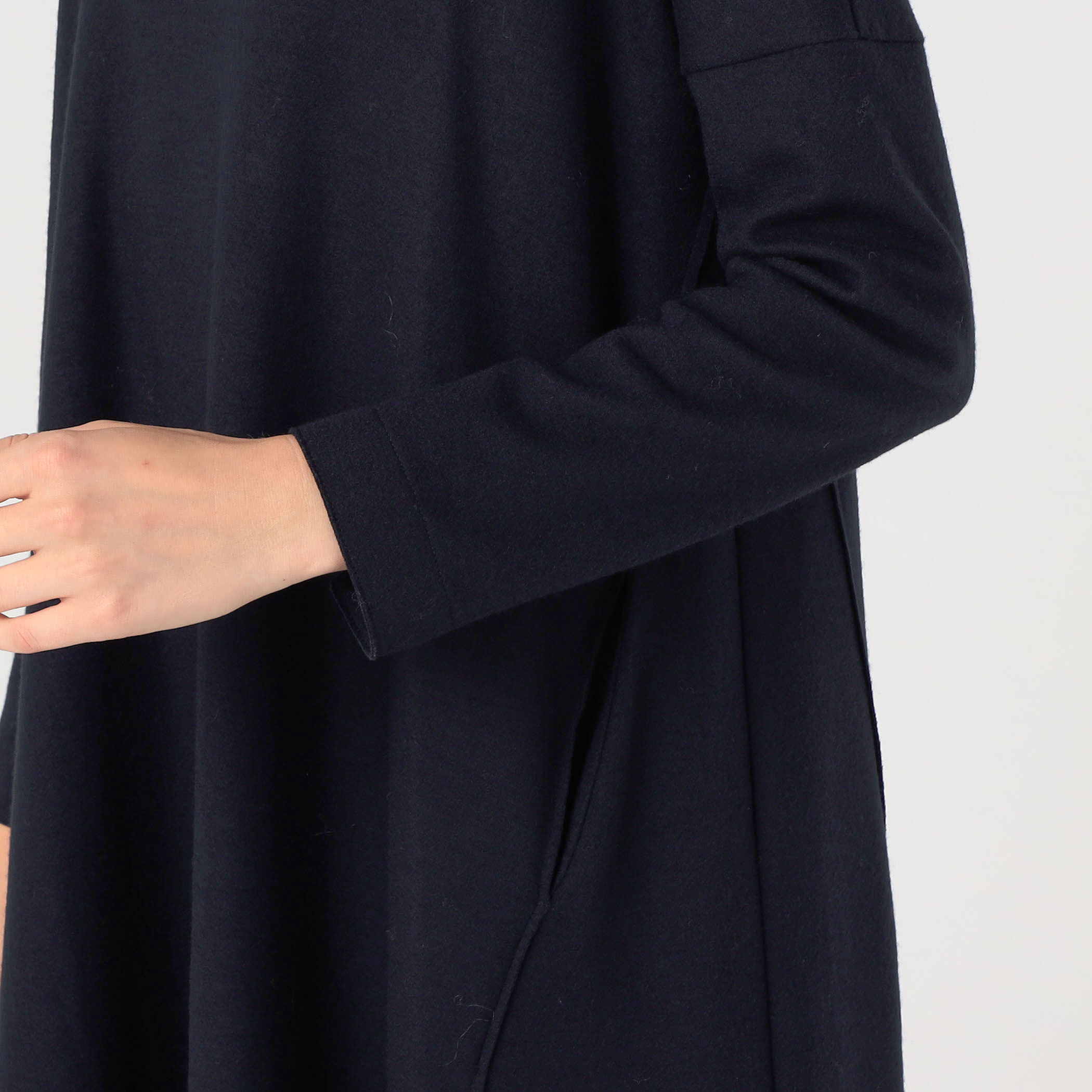 極美品✨ ドゥーズィエムクラス Charlotte Vネック プルオーバー 近年 ミルドスムース ボートネック ワンピース｜トゥモローランド 公式通販