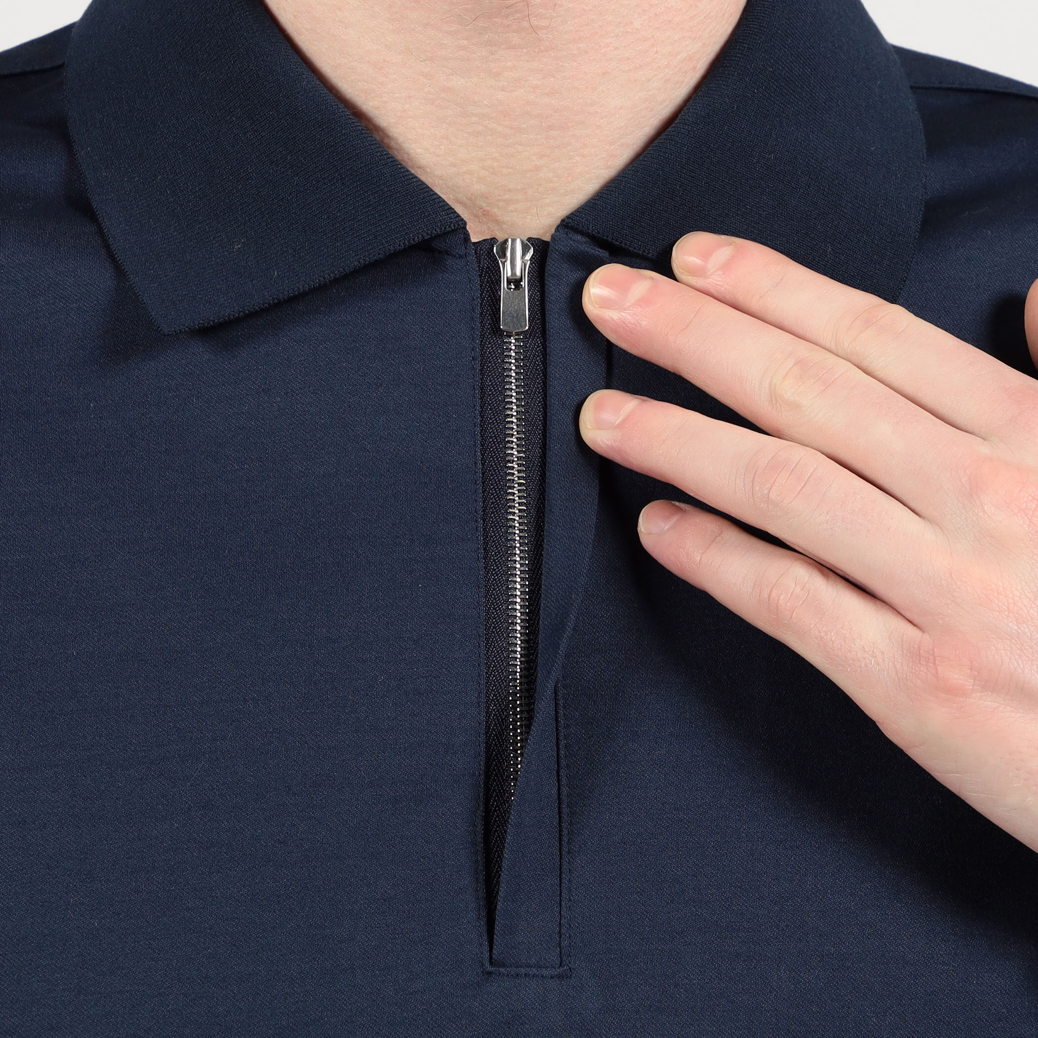 コットンポリエステル ストレッチツイル ジップアップポロシャツ