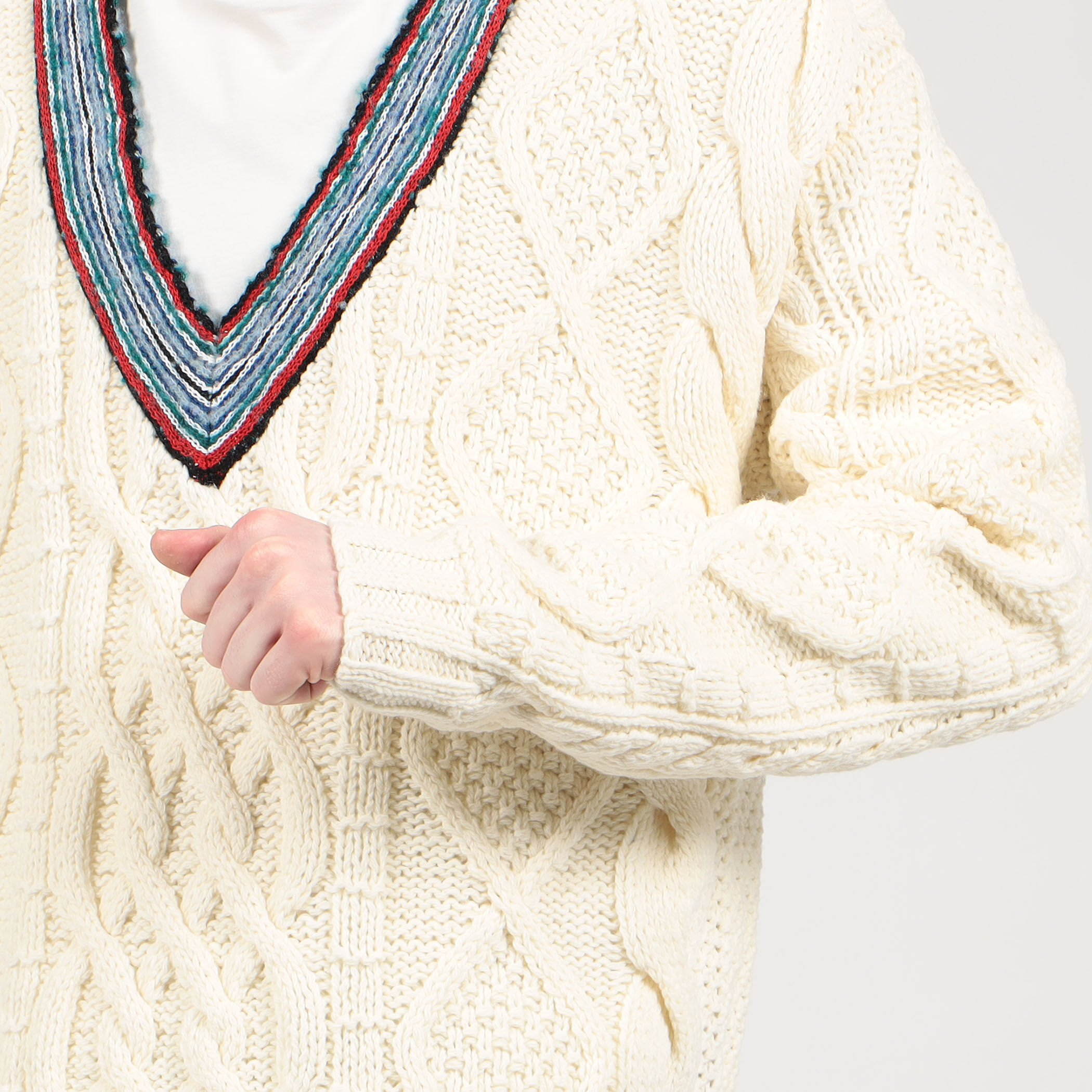 CABaN ウール ハンドケーブル Vネックプルオーバー｜トゥモローランド 公式通販