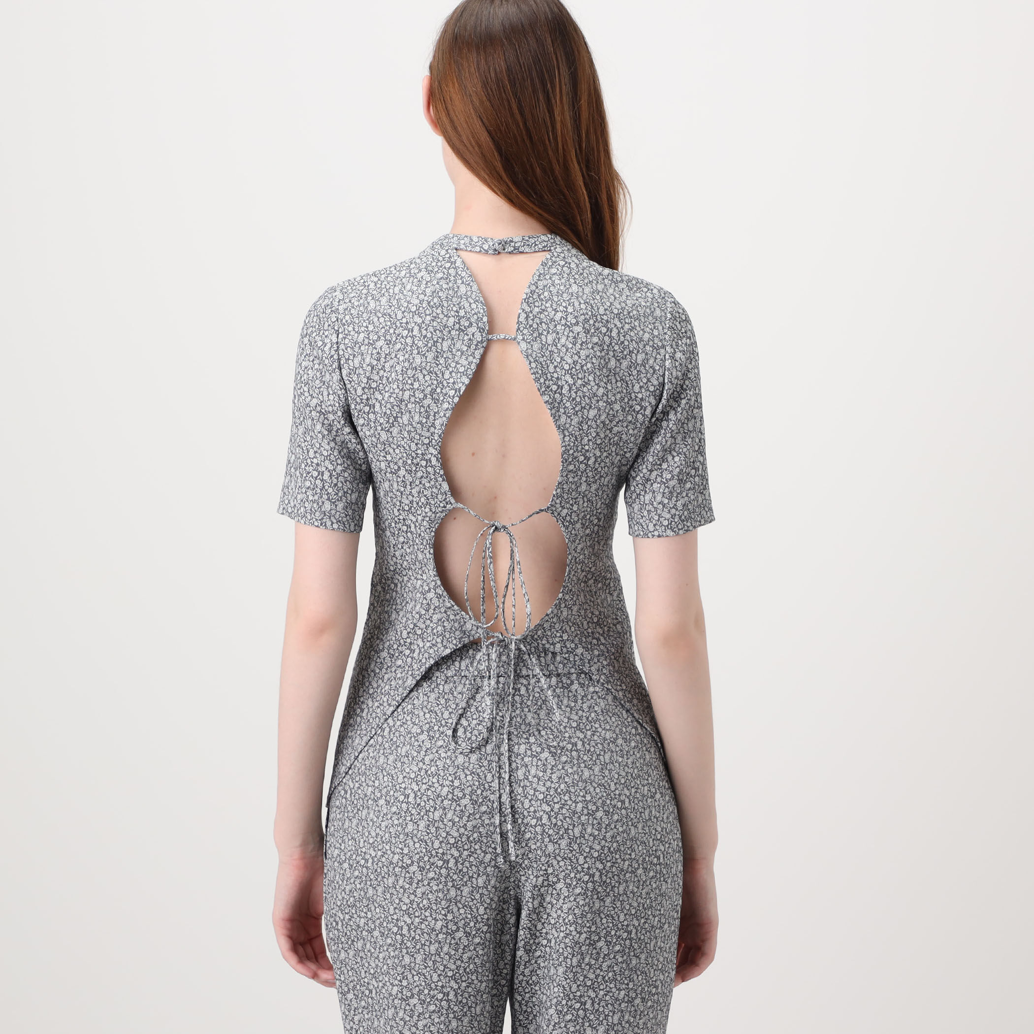 mame 17AW ジャカードトップス 黒 2 新品 Raised Jacquard Frog Button Vest - black - Mame Kurogouchi