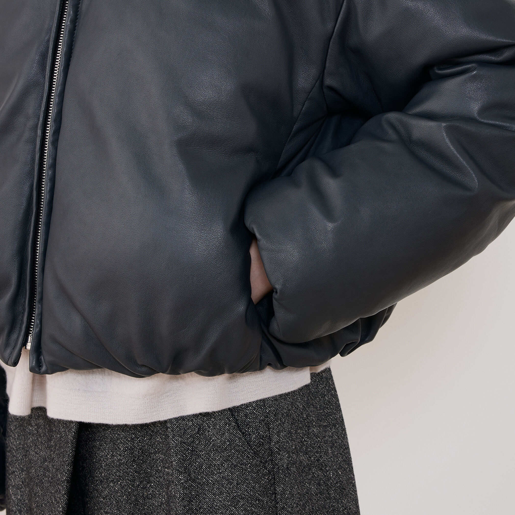 シープダウン オーバルブルゾン｜トゥモローランド 公式通販