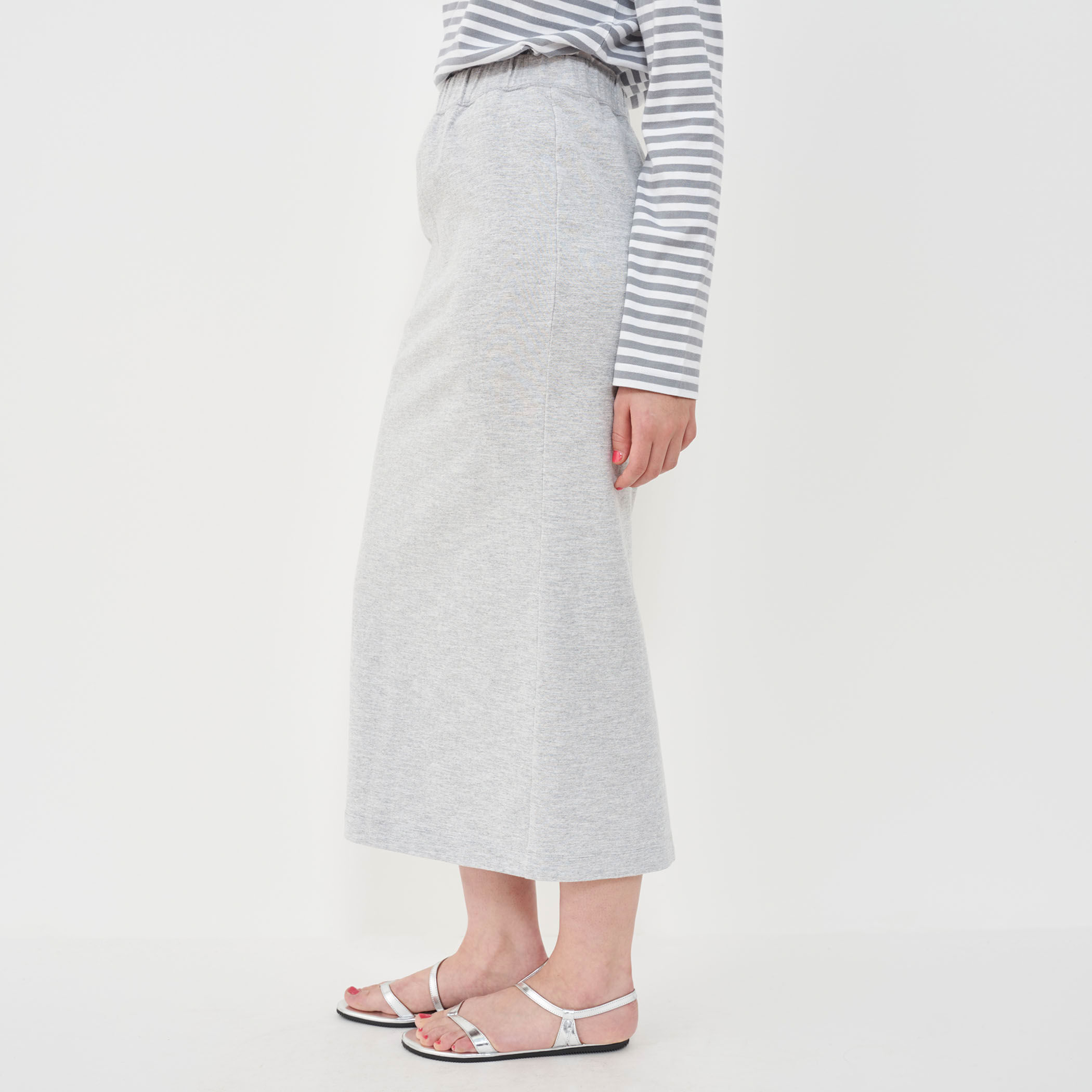 □ライトスラブジャージー Iラインロングスカート｜トゥモローランド