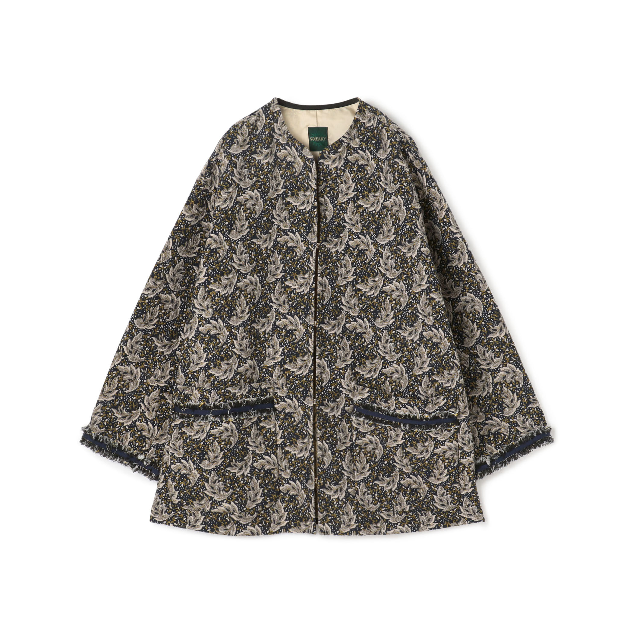 美品　コトゥー　COTOO 高級　ノーカラージャケット　40 上下　スカート付き 美品 コトゥー COTOO 高級 ノーカラージャケット 40 上下 スカート付き