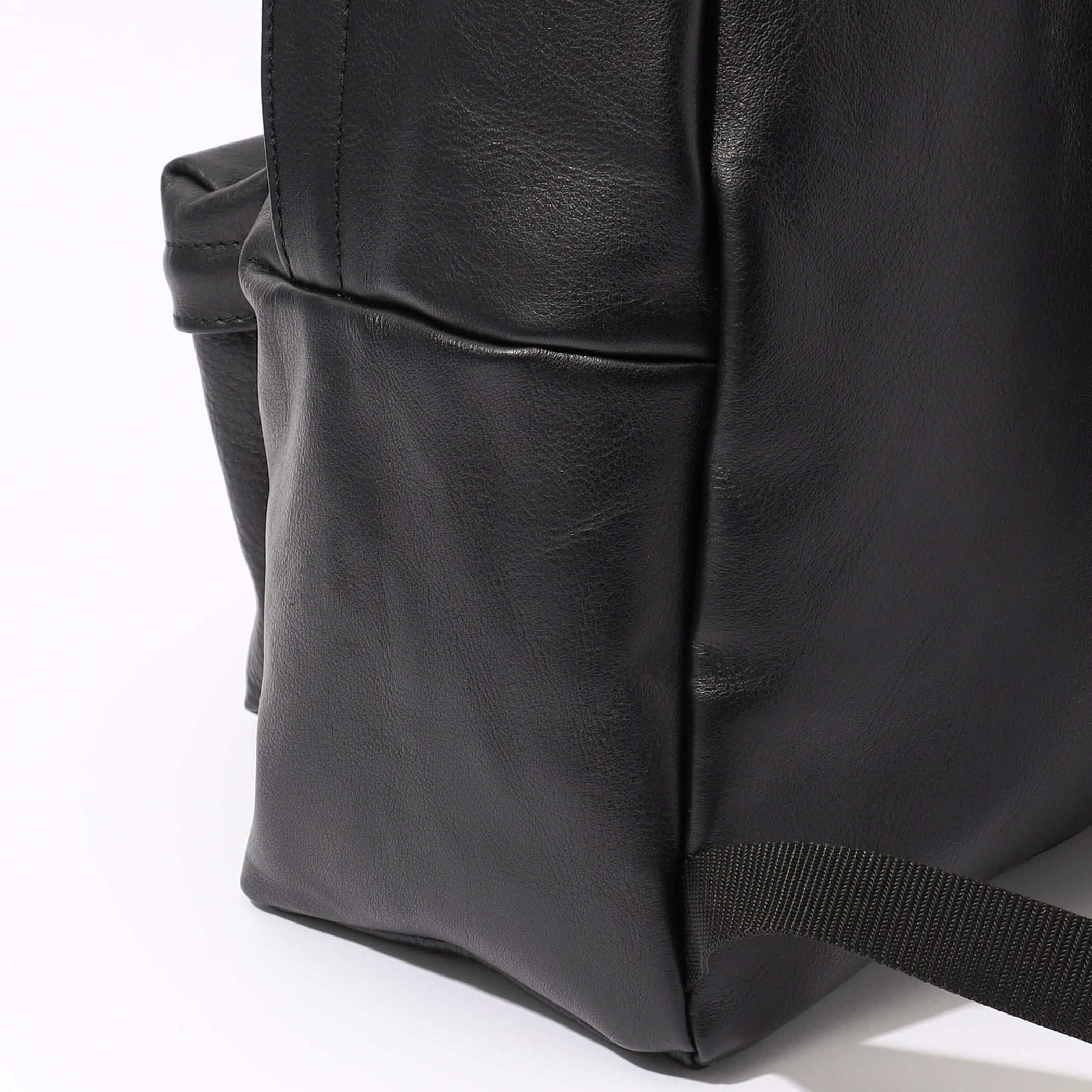 別注】TEMBEA DAILY PACK バックパック｜トゥモローランド 公式通販