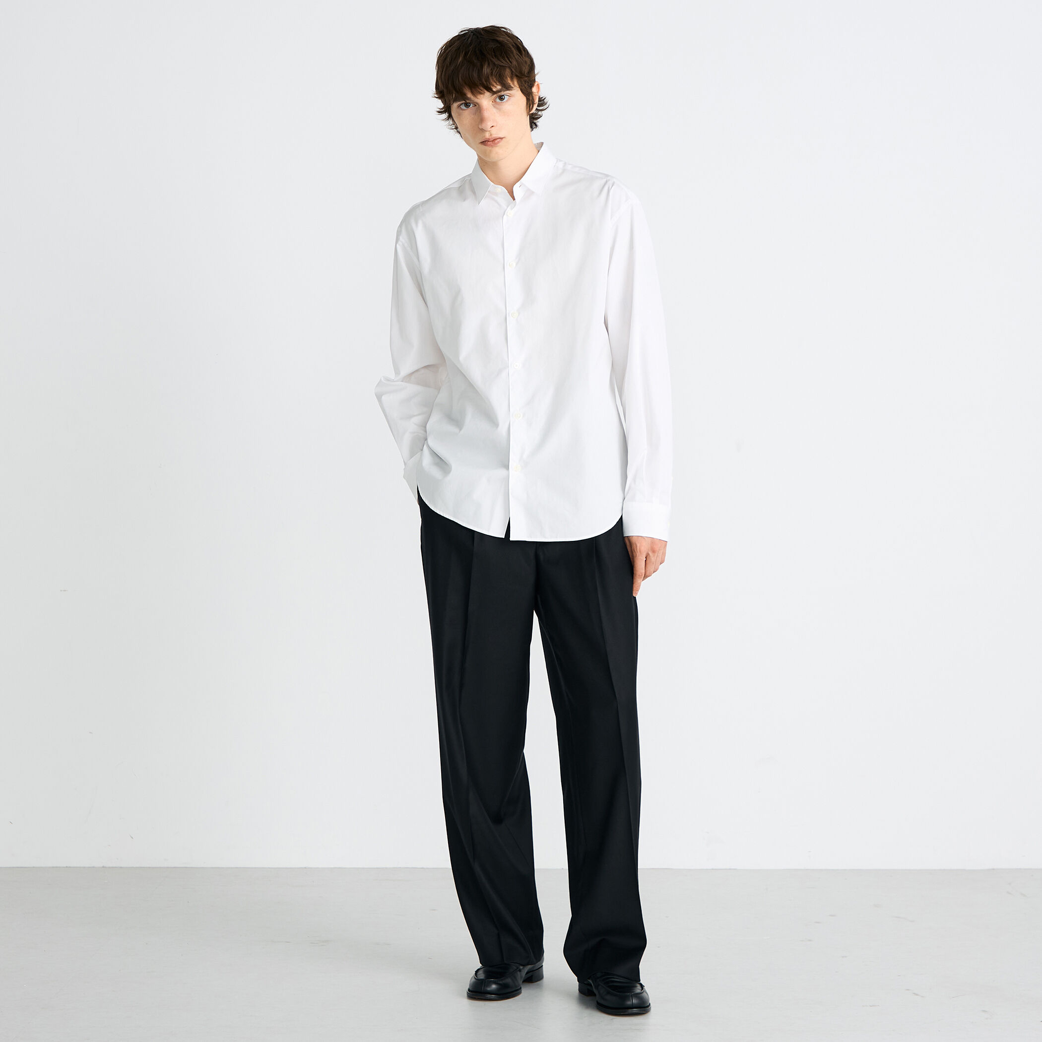 GENLORO PIANA×SHIPS2BスーツSUPER130's 44 Loro Piana ロロピアーナ スーツ 春夏 SUPER 130'S WOOL