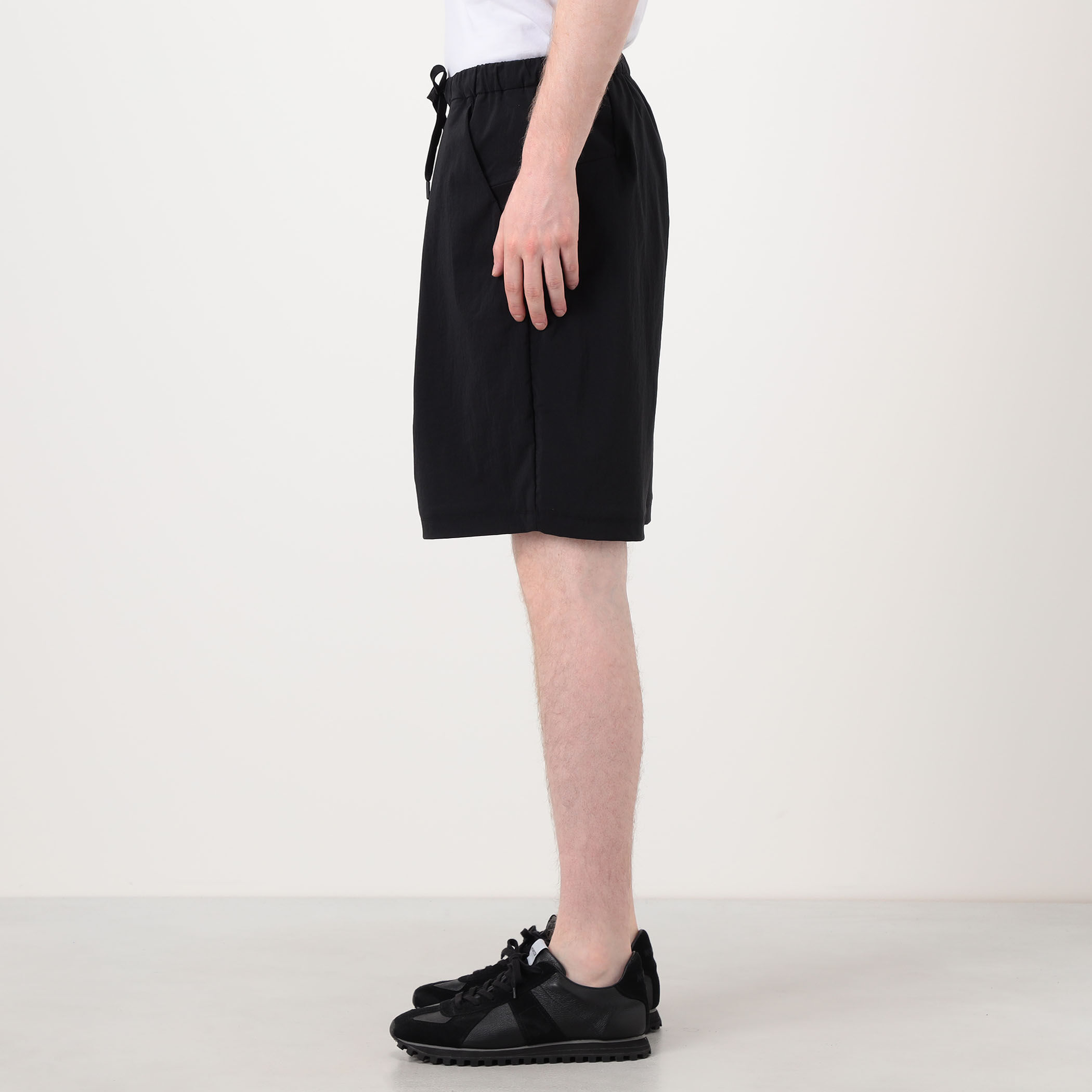 TEATORA WALLET SHORTS RESORT DR｜トゥモローランド 公式サイト