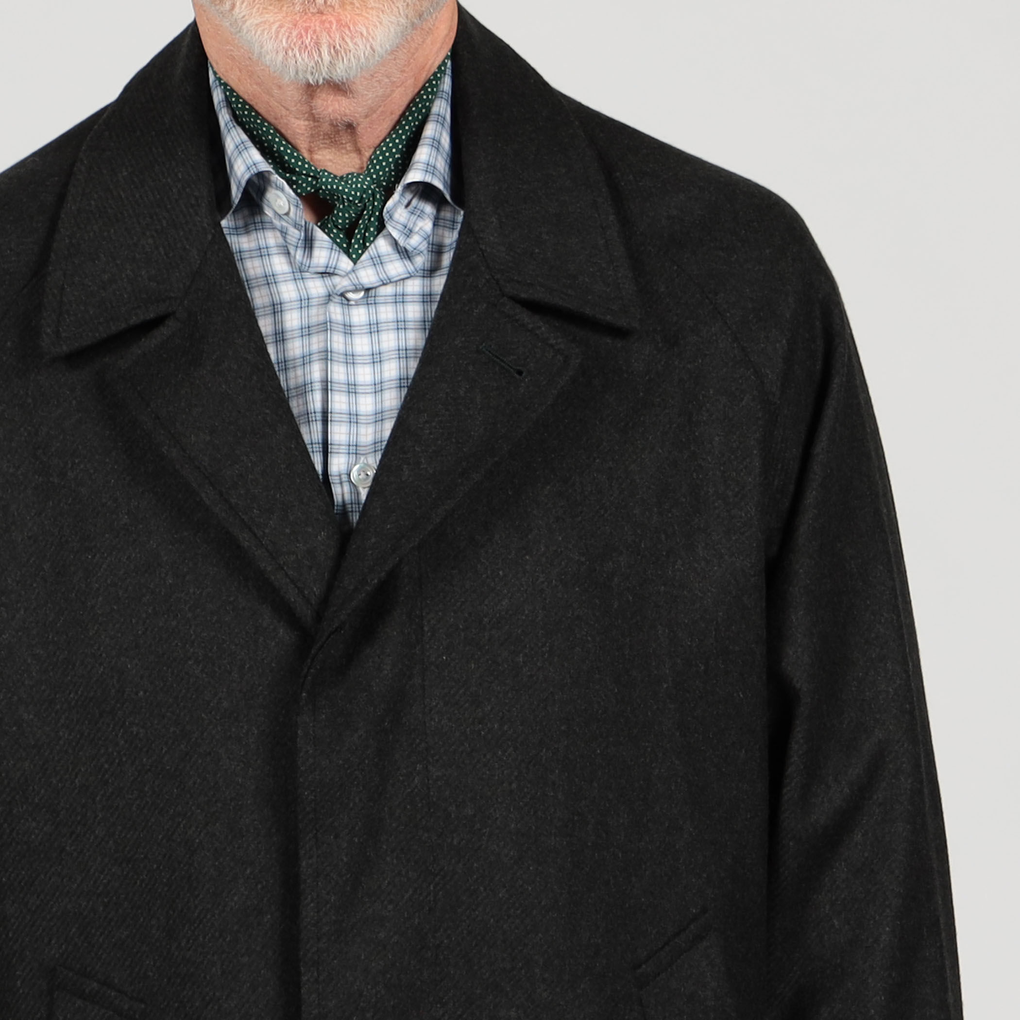 De Petrillo カシミヤ100% コート ブラック 46 デ ペトリロ De petrillo(デ ペトリロ)コートのすゝめ | B.R.JOURNAL | B.R.SHOP