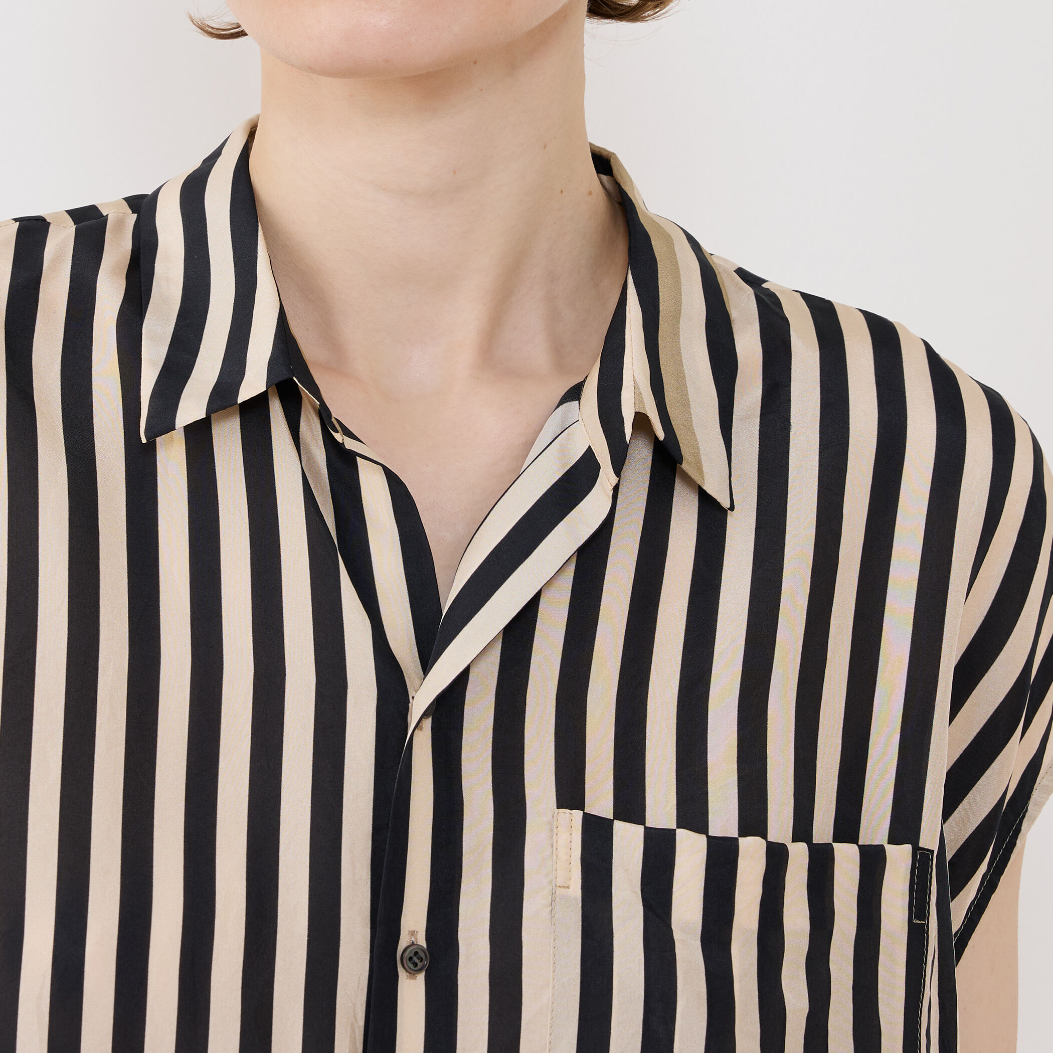 しもるーちページ シルクハブタエストライププリント アシンメトリーヘムシャツ