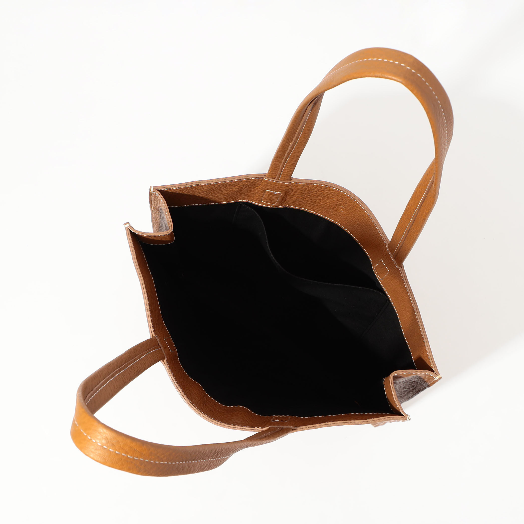 MONOROW 正規品◆LARGEトートバッグ／ETOUPE（グレージュ） MONOROW(モノロウ) トートバッグ(レディース) - 海外通販のBUYMA