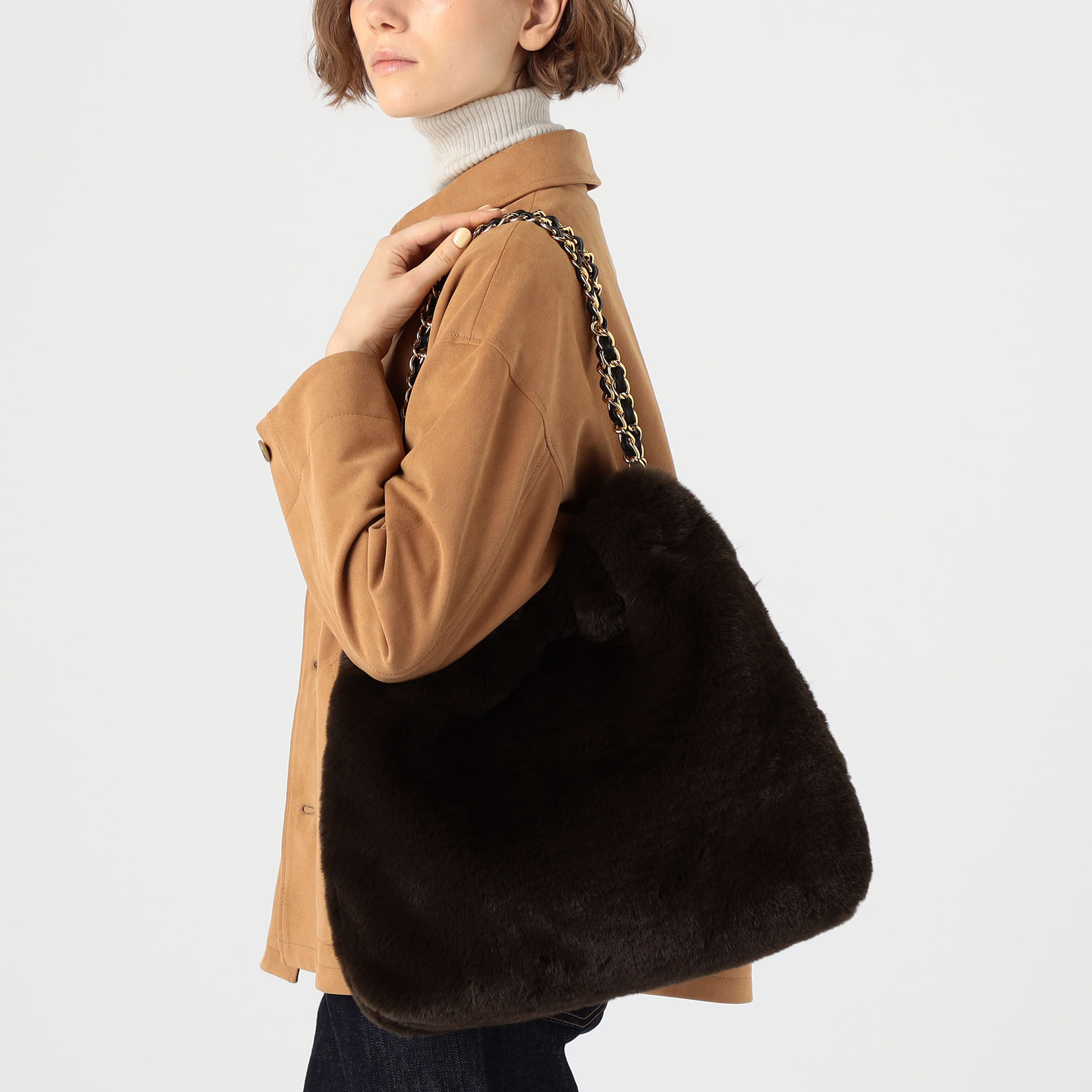 ぷーヴィオラドーロ　VIOLAd'ORO トゥモローランド　ファー　バッグ VIOLAd'ORO フェイクファー ショルダーバッグ｜トゥモローランド