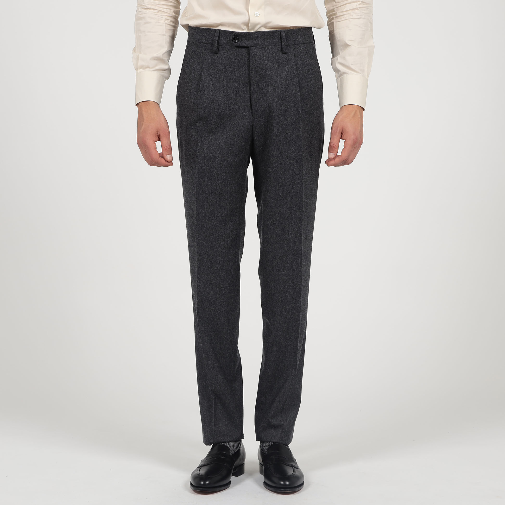 別注】TAGLIATORE ウールサキソニー シングルブレステッド2Bスーツ