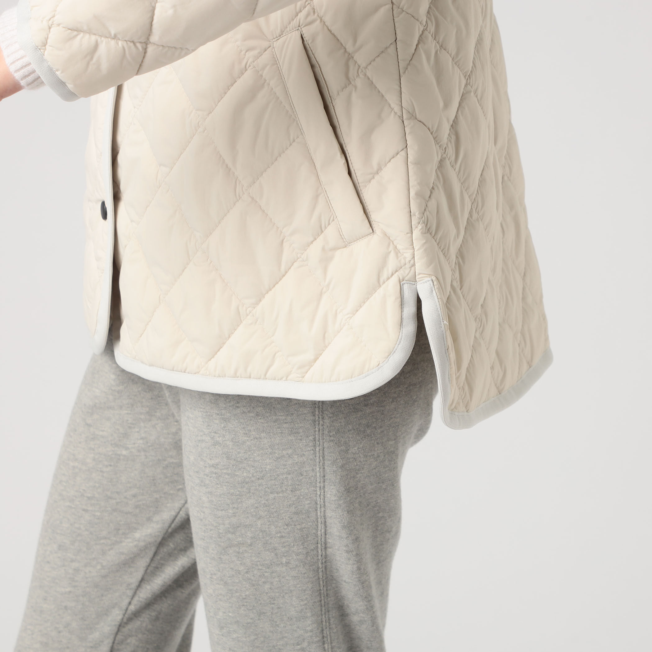 ダイヤモンドキルティングジャケット WWRN2561｜トゥモローランド 公式通販