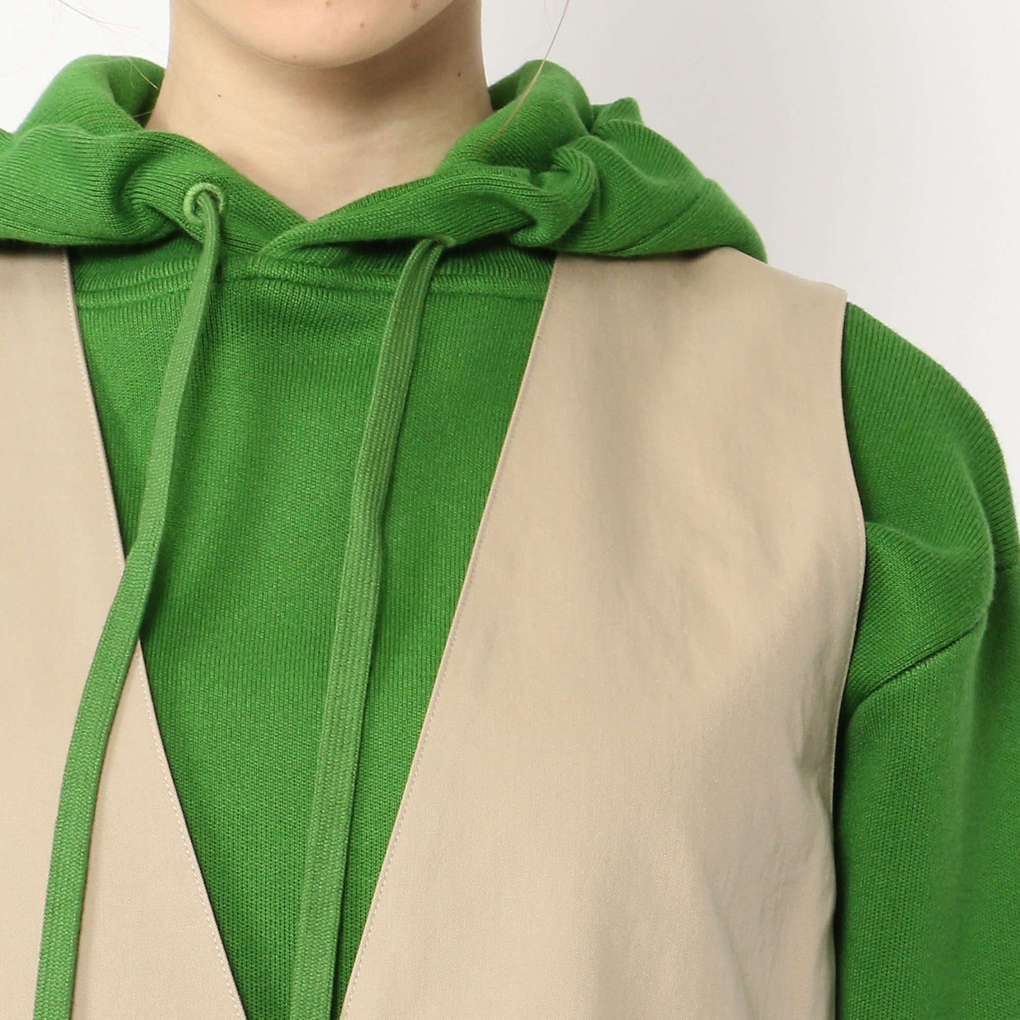 □シャンブレーチノ Vネックジャンパースカート｜トゥモローランド