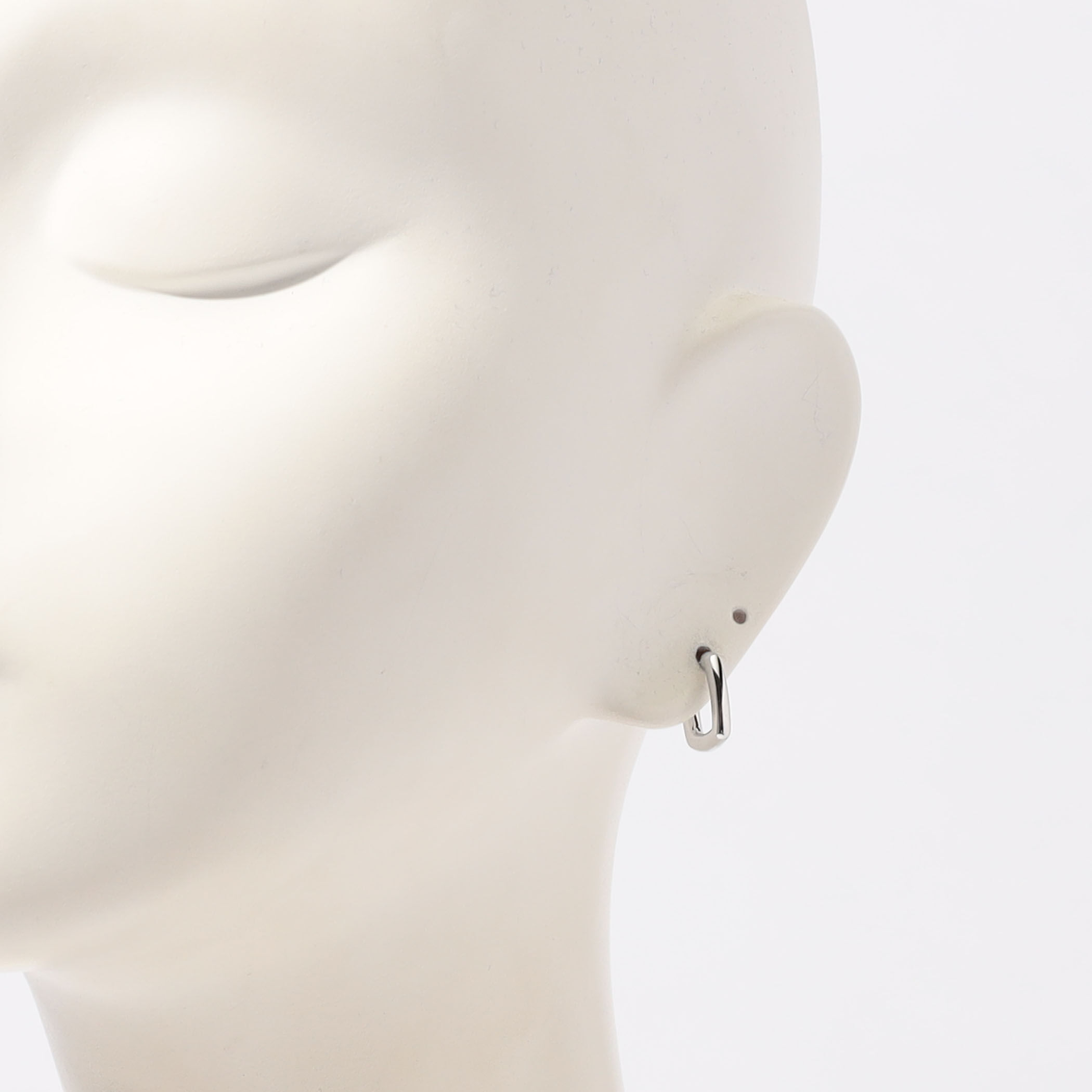 TOM WOOD Frame Hoops Small フープピアス｜トゥモローランド 公式サイト