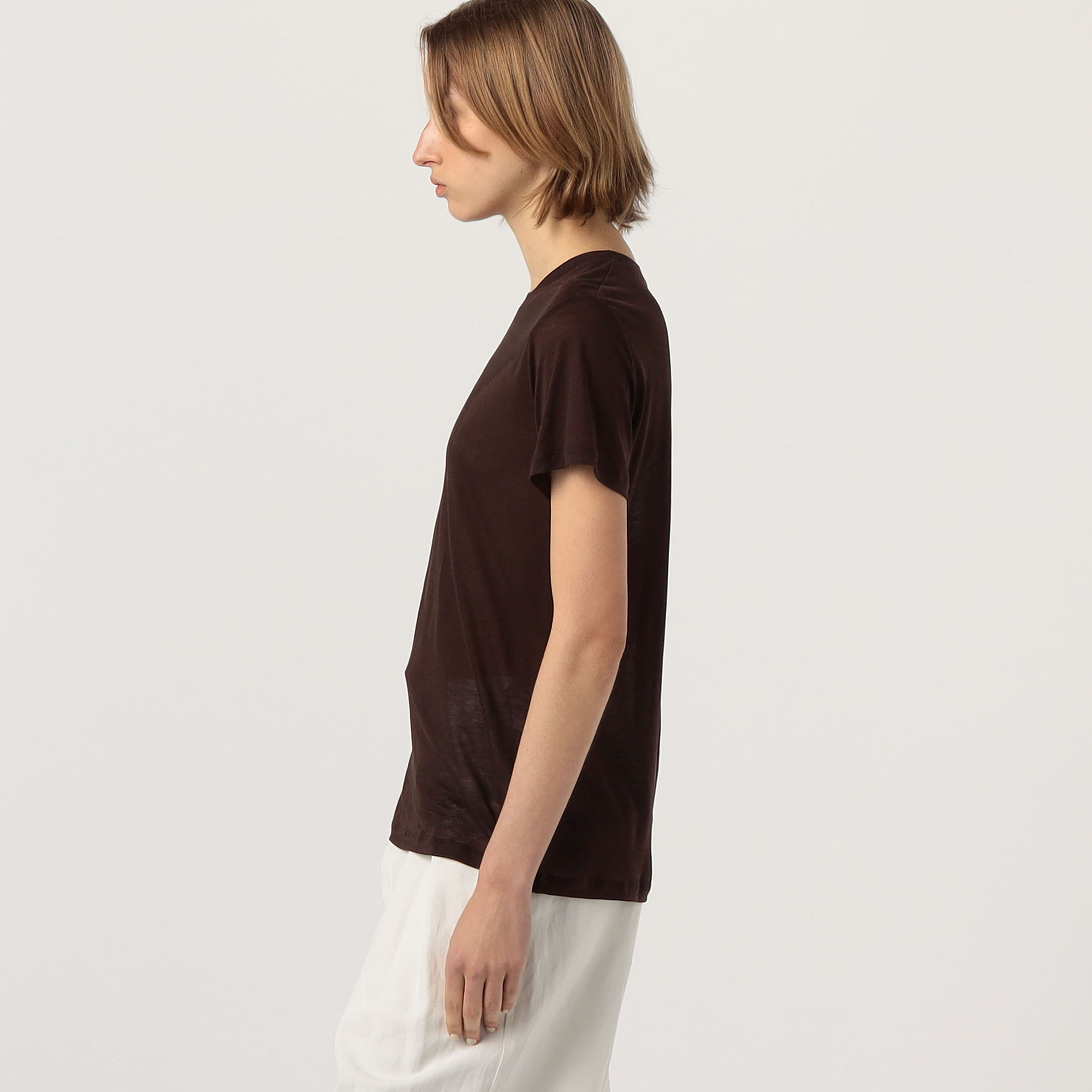 BASERANGE バンブークルーネックTシャツ｜トゥモローランド 公式通販