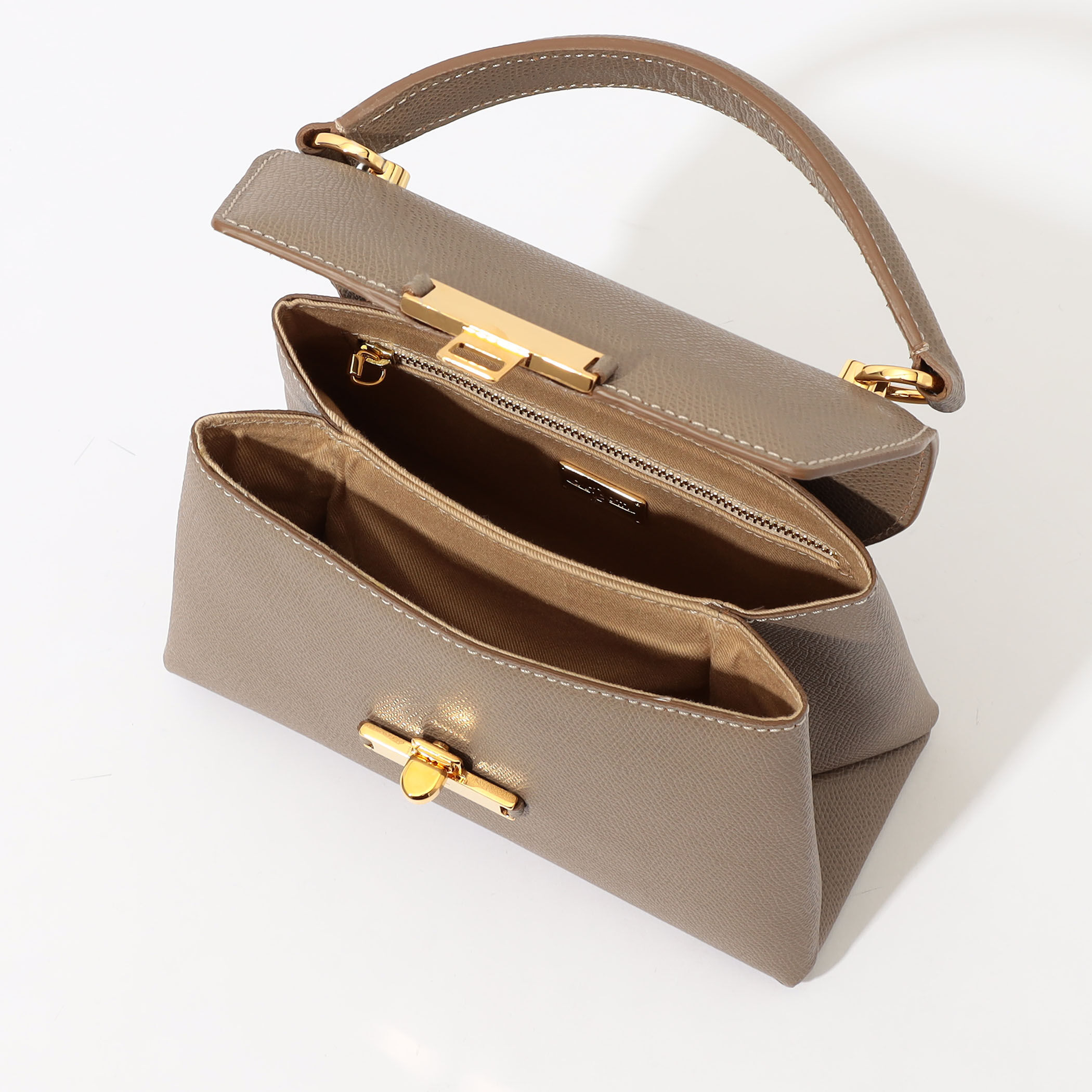 最終　美品　CARBOTTI DIANA 321 ハンドバッグ 最終 美品 CARBOTTI DIANA 321 ハンドバッグ - メルカリ