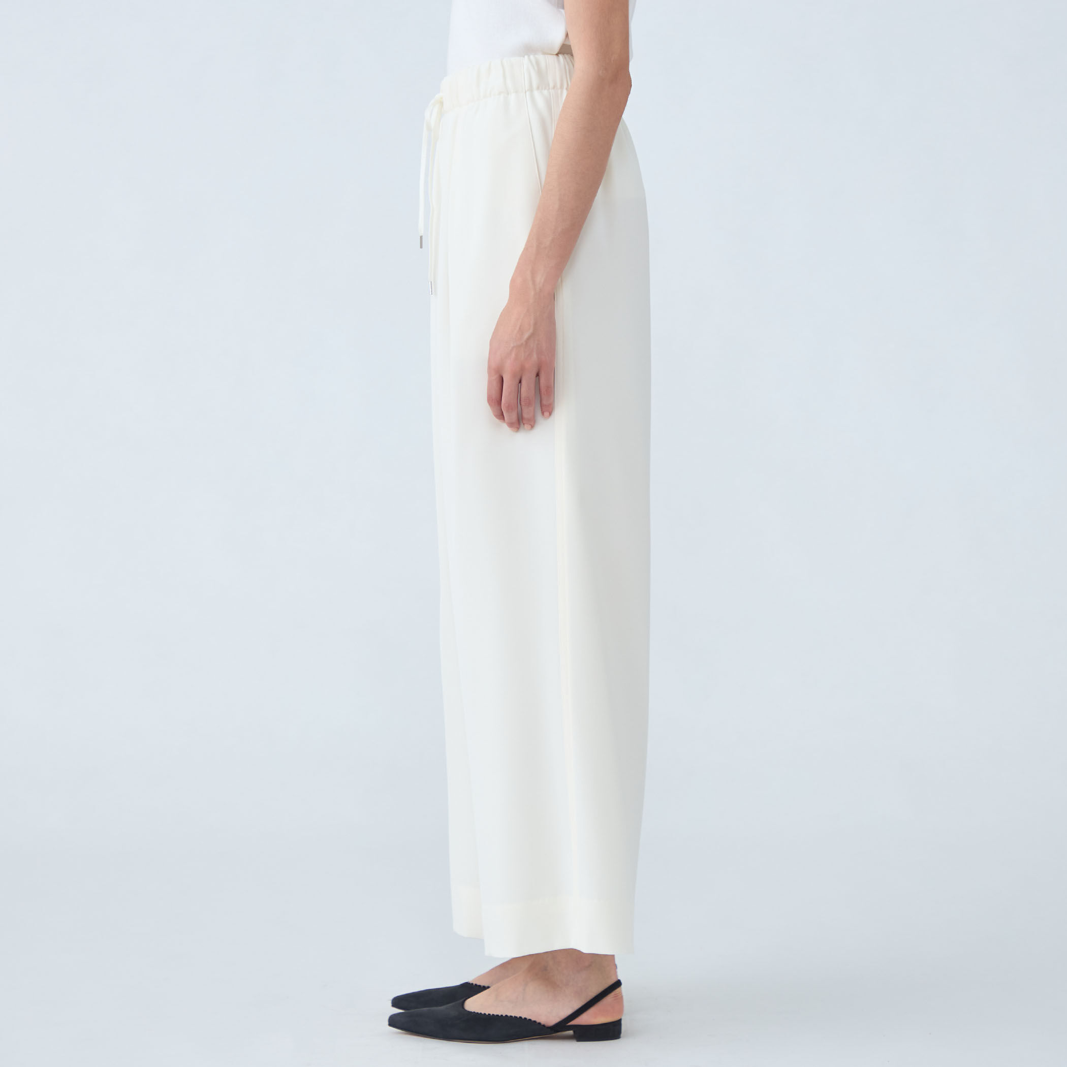 ■おまとめ■美品 トゥモローランド ボールジィ 2万 ホワイトのテーパードパンツ ドライダブルクロス フロントタックテーパードパンツ （スラックス