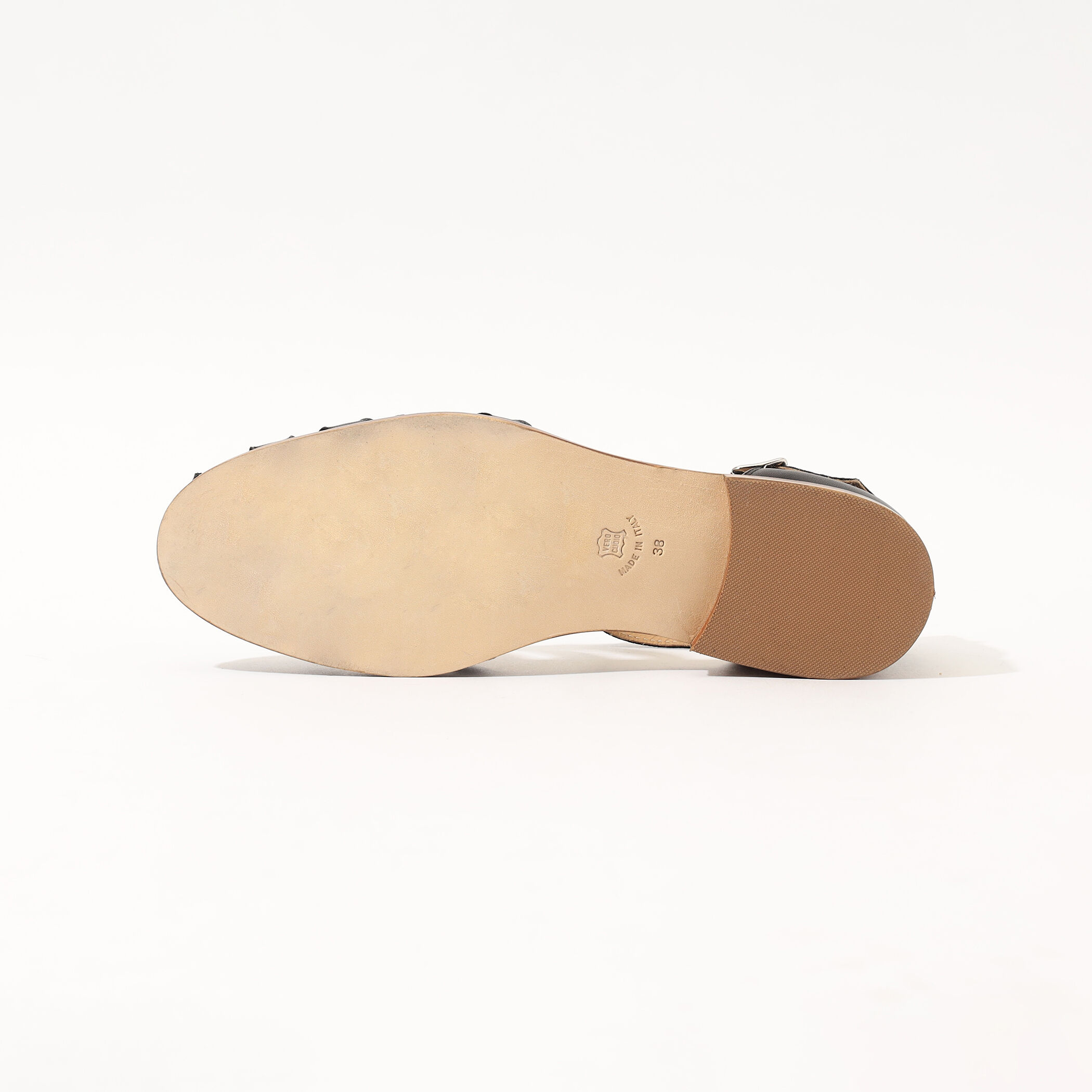 【美品】GALERIE VIE グルカサンダル 37 ホワイト23.5cm736 TOMORROWLAND サンダル GALERIE VIE グルカサンダル レディース