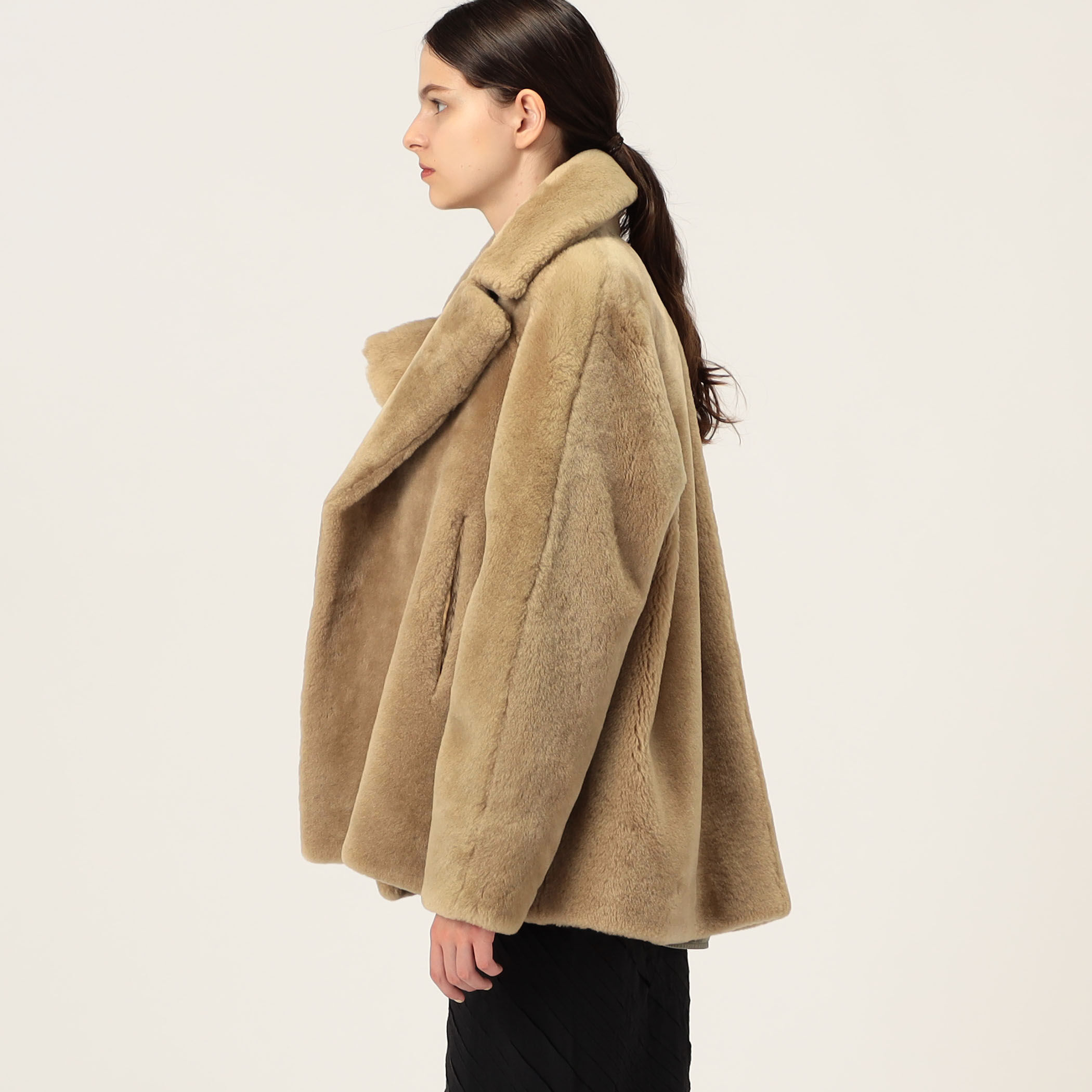 MARTIN GRANT A LINE SHEARLING FUR コート｜トゥモローランド 公式通販
