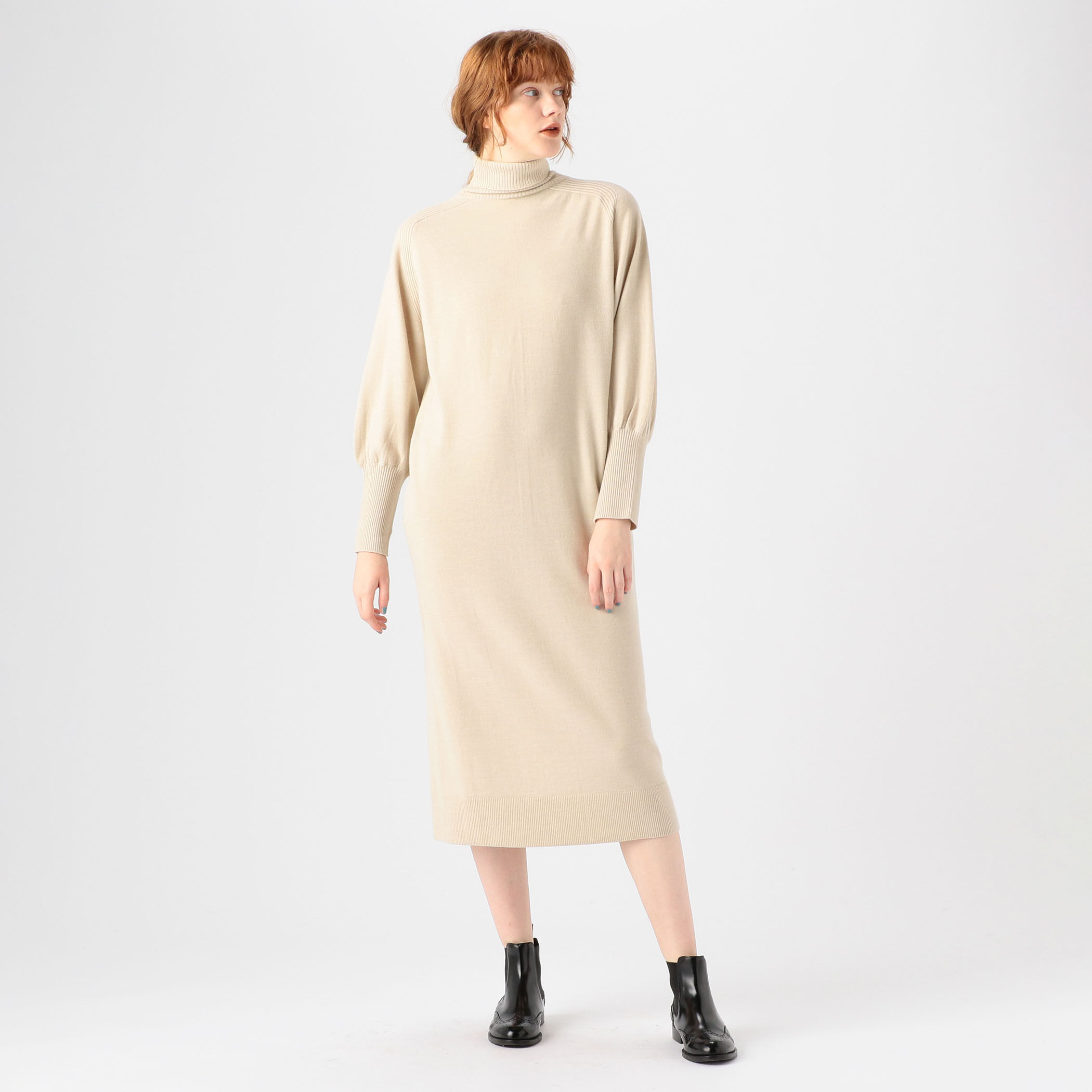 トゥモローランド　ウール　ニット　ワンピース MORE10%OFF対象〉ウーステッドウール タートルネックワンピース