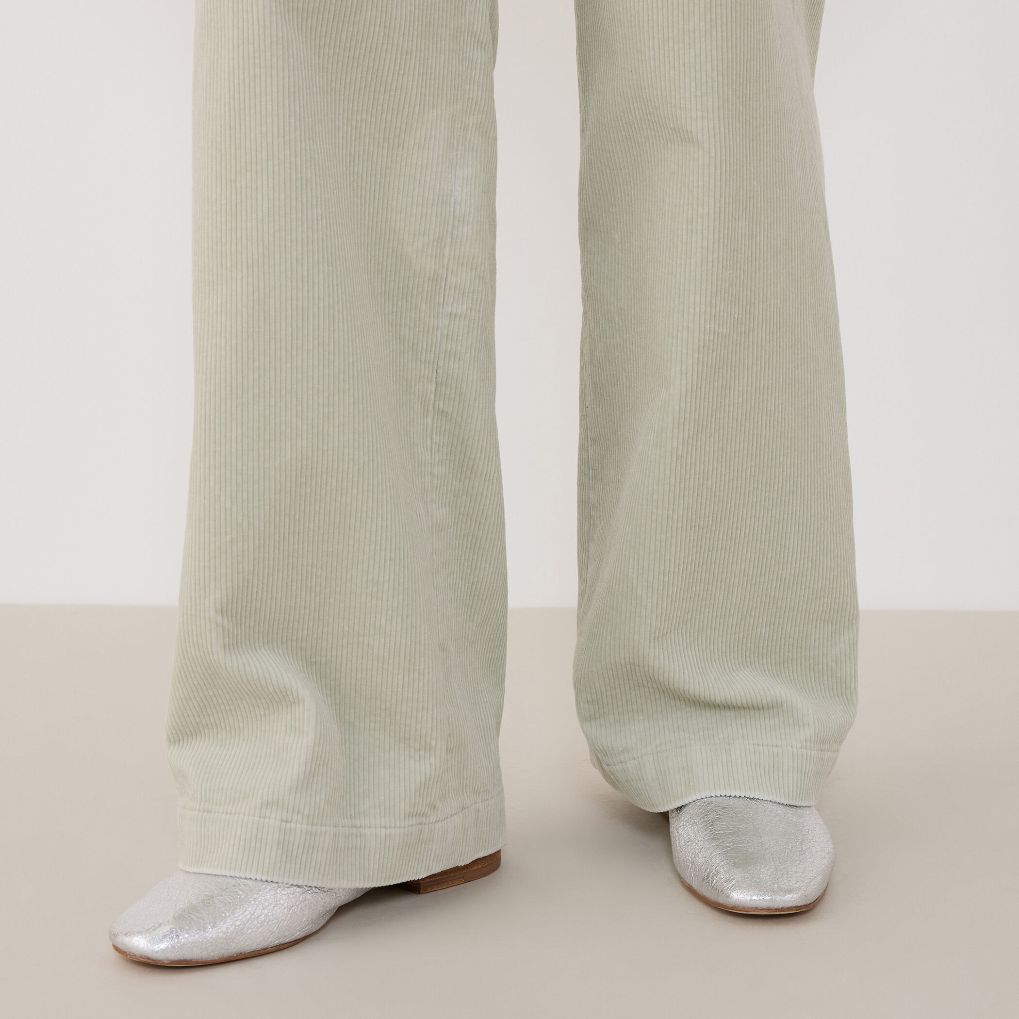 GALERIE VIE JV LAUREL カバードスリッポン｜トゥモローランド 公式通販