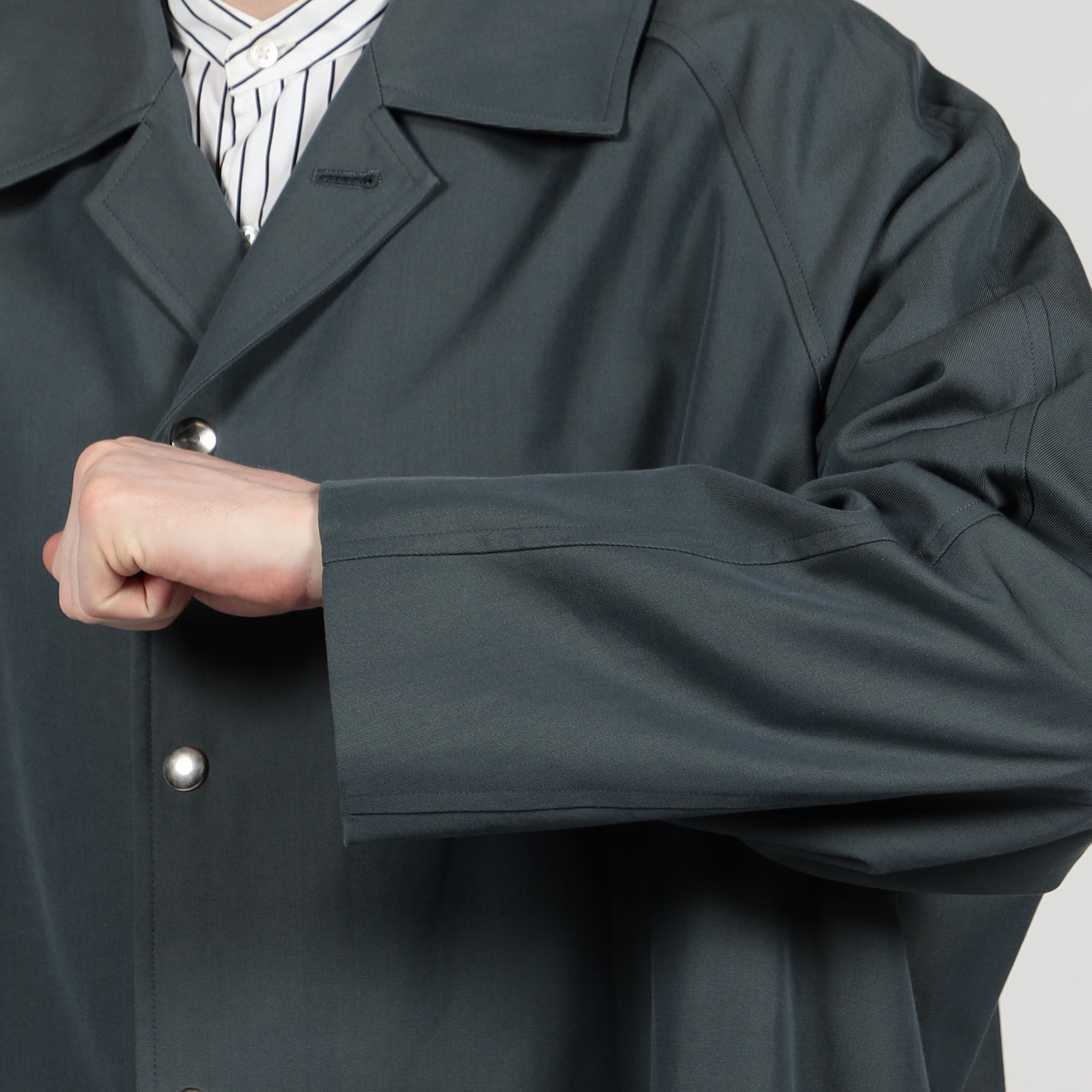 the clasik 定価14万22aw別注bal collar poncho The CLASIK BAL COLLAR PONCHO｜トゥモローランド 公式通販