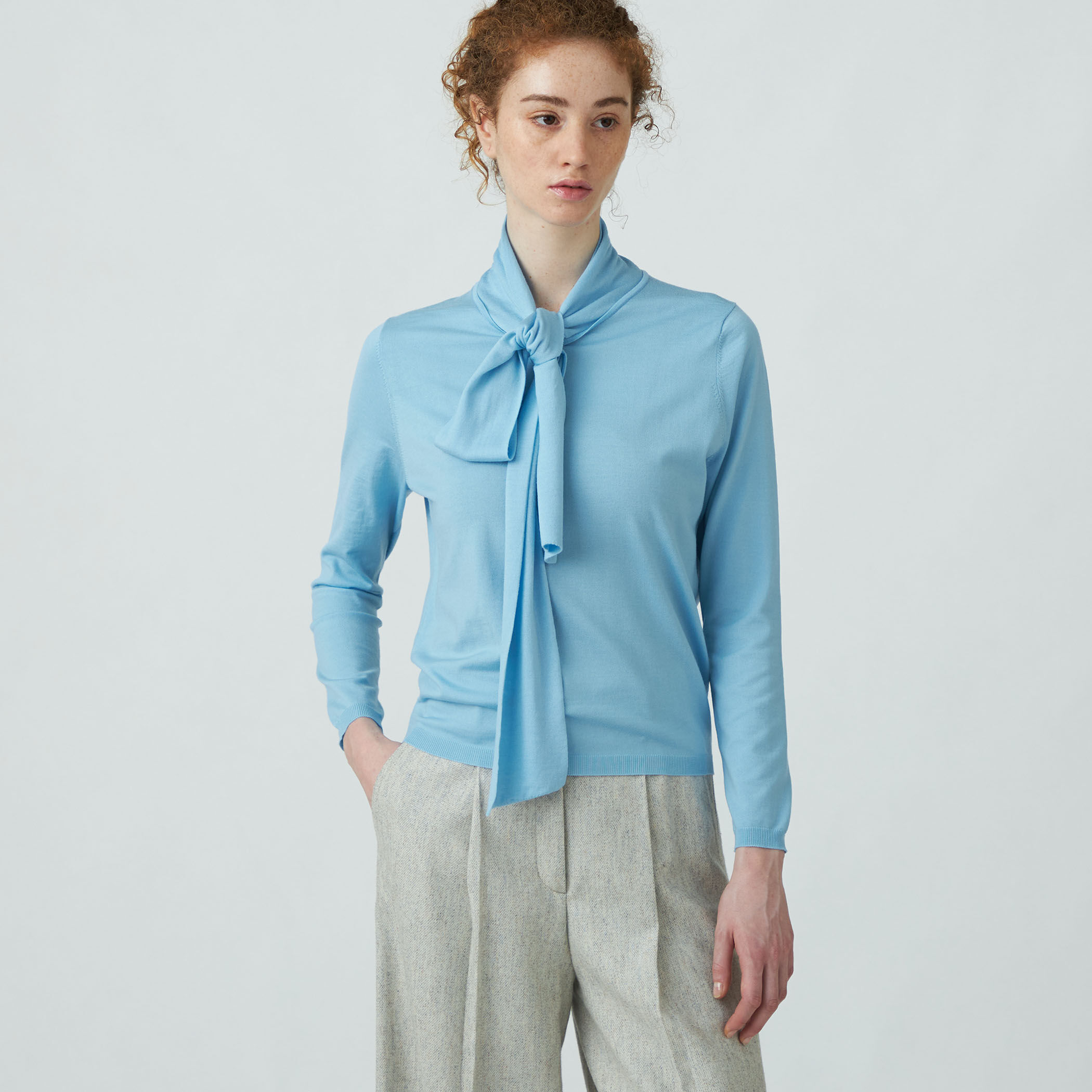 スーパーエクストラファインウール ボウタイプルオーバー