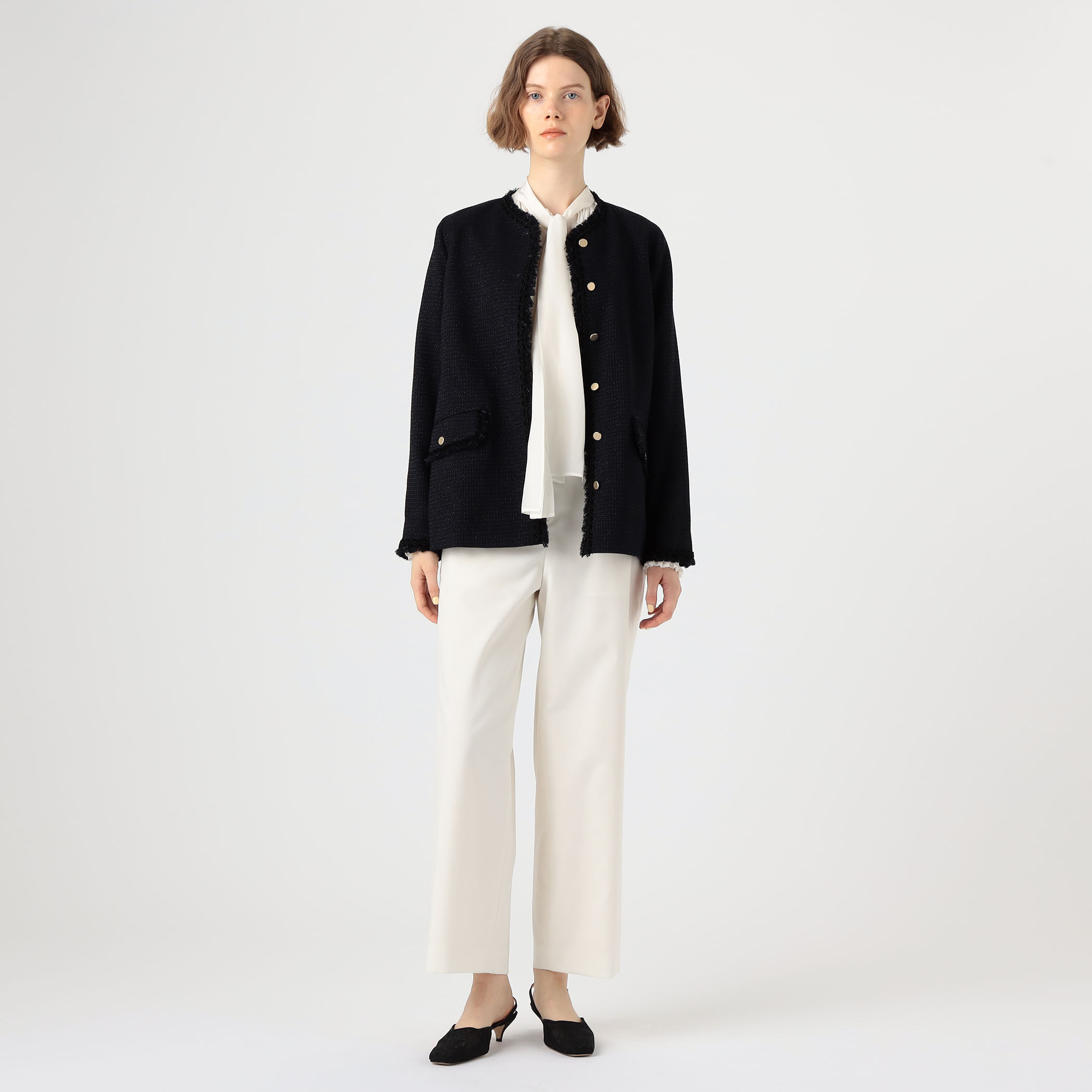 クレストドビー Vクルージャケット｜トゥモローランド 公式通販