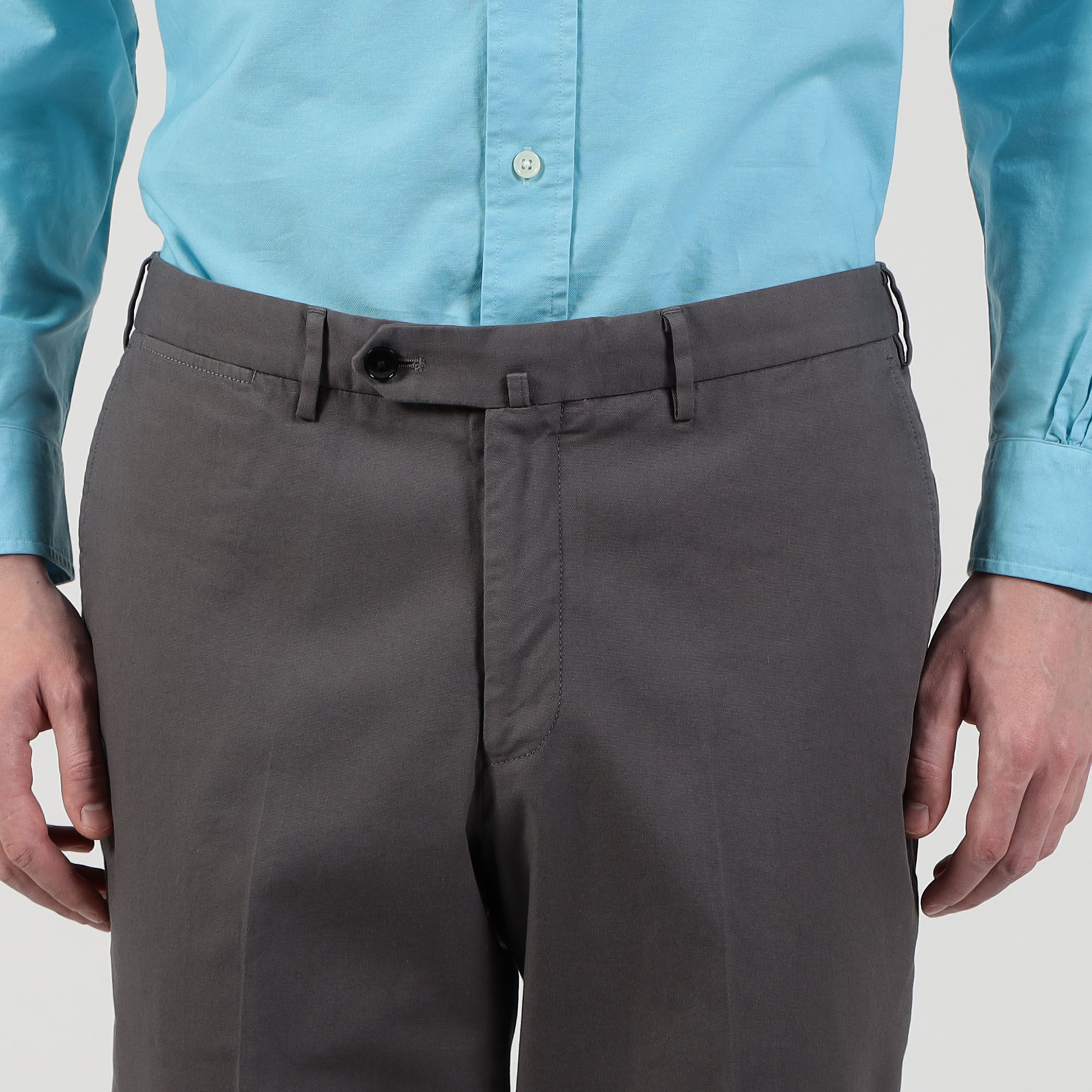 □ストレッチオックスフォード スリムストレートパンツ