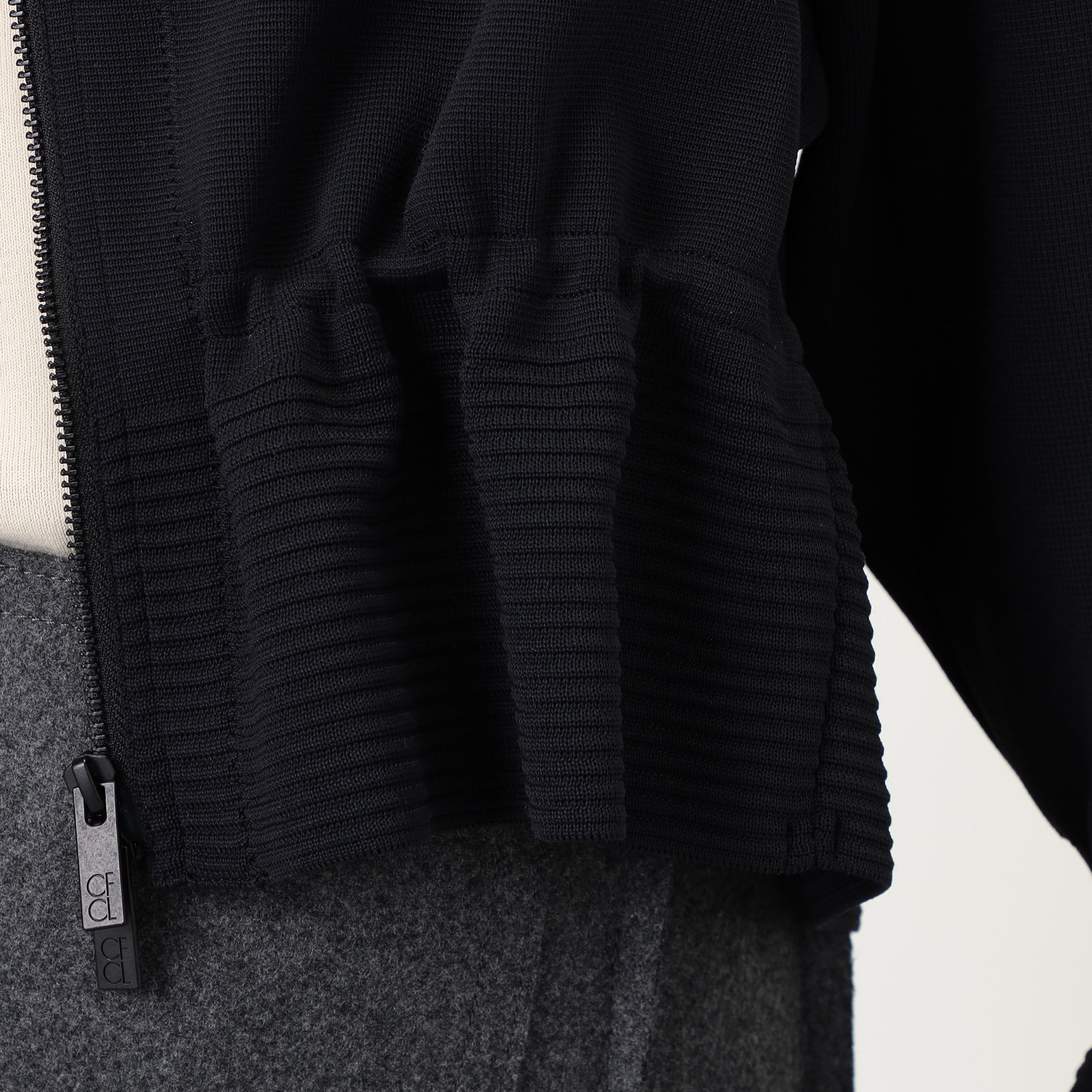 CFCL MILAN MARIE SLEEVE CROPPED ZIP BLOUSON｜トゥモローランド 公式