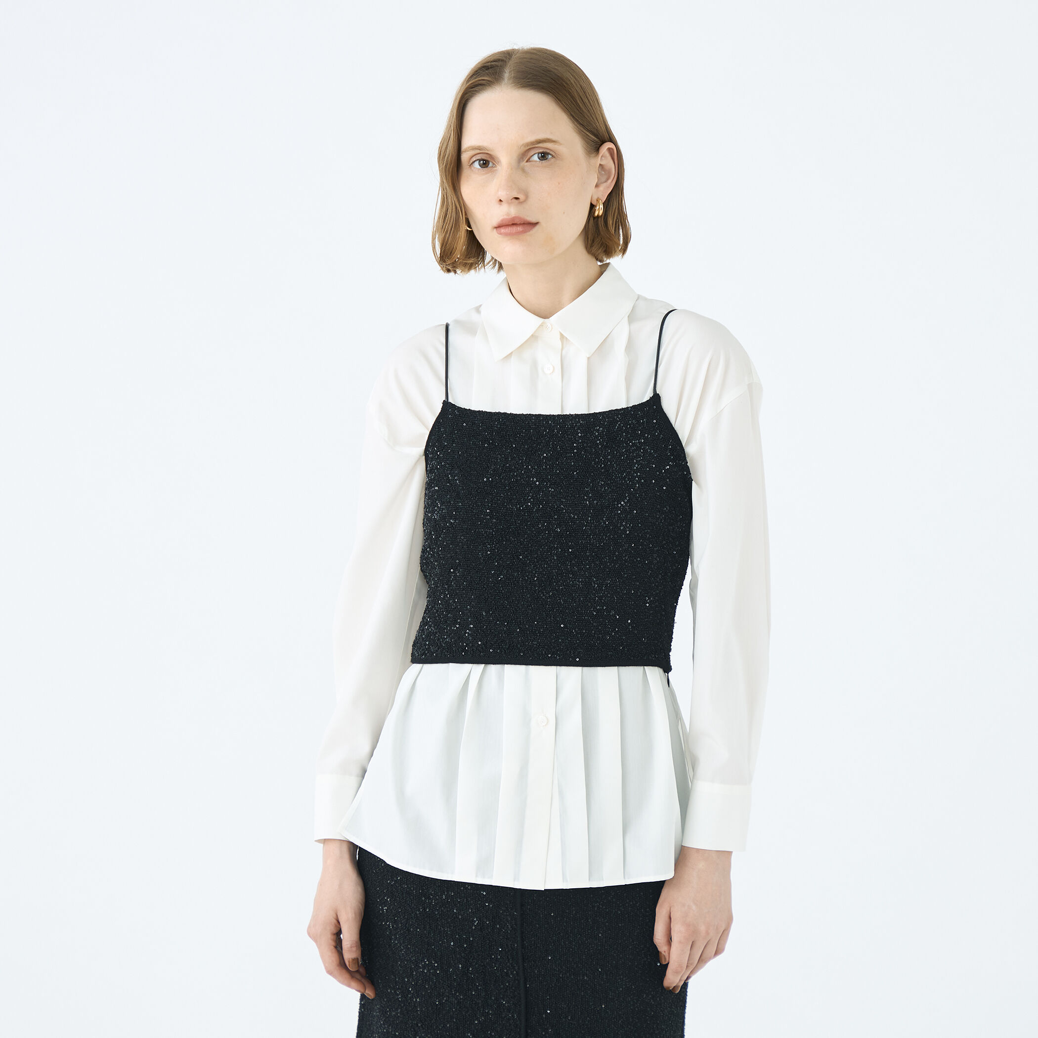 stjerneborg ステルネボリ ミックスループヤーンキャミソール ストレッチスパンコール ショートキャミソール｜トゥモローランド 公式通販