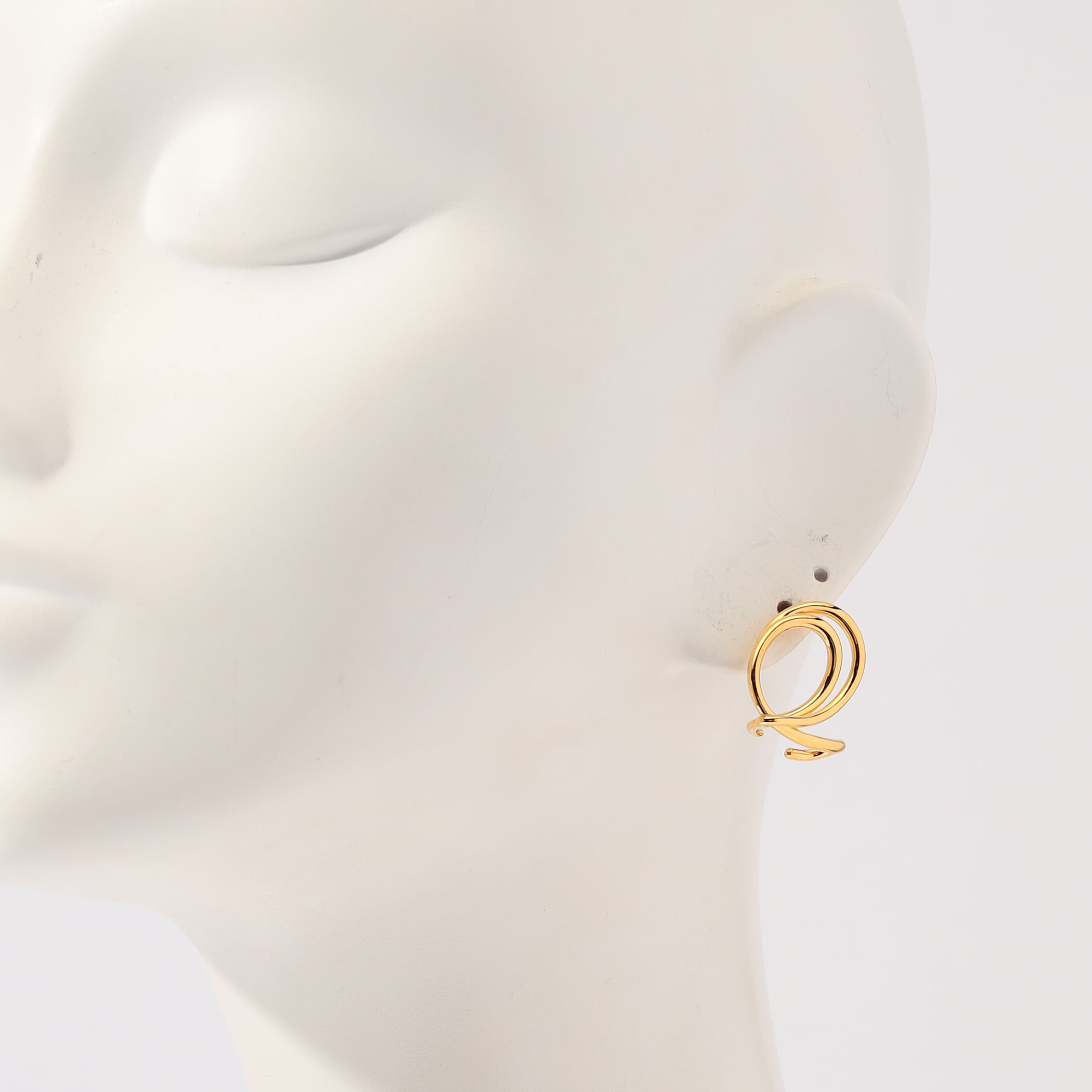 Charlotte Chesnais BO LASSO 片耳用ピアス｜トゥモローランド 公式サイト