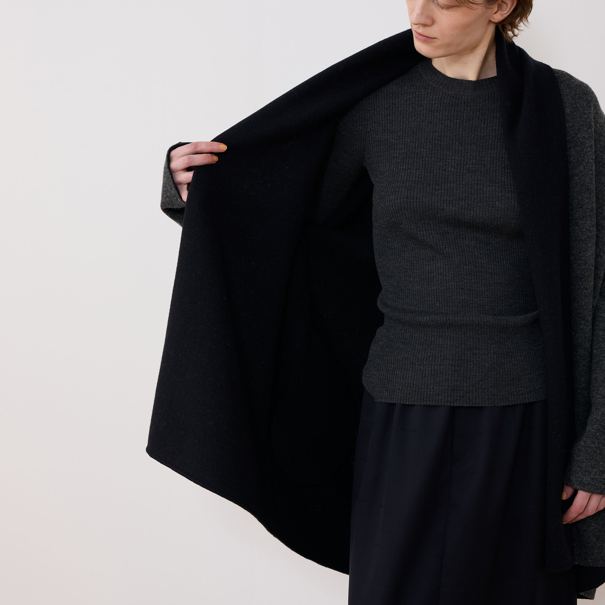 OUTIL ウティ 23AW ウールジャージーニットカーディガン ブラック OUTIL ウティ 23AW ウールジャージーニットカーディガン ボサノヴァ