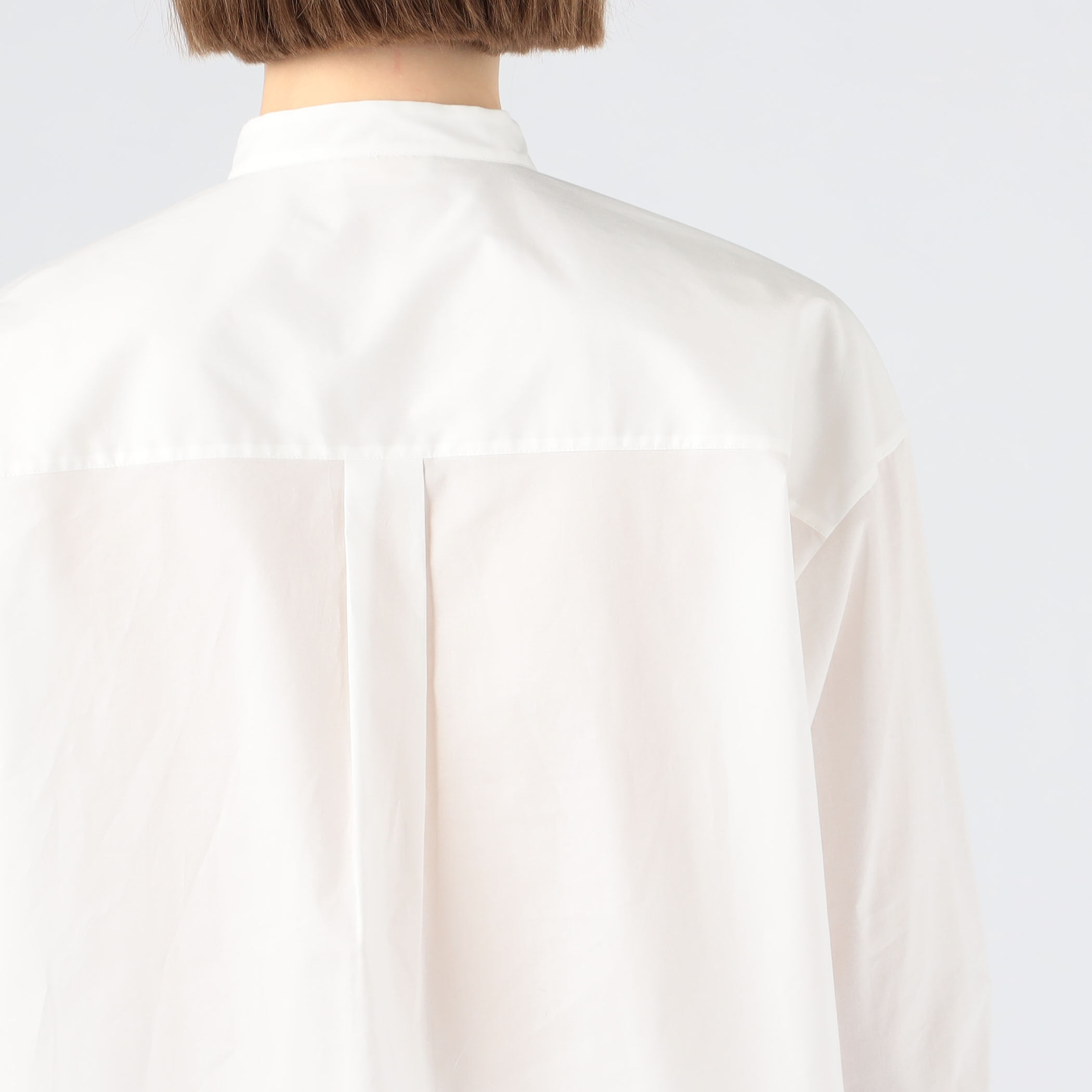 コットンエンブロイダリー スタンドカラーシャツ｜トゥモローランド