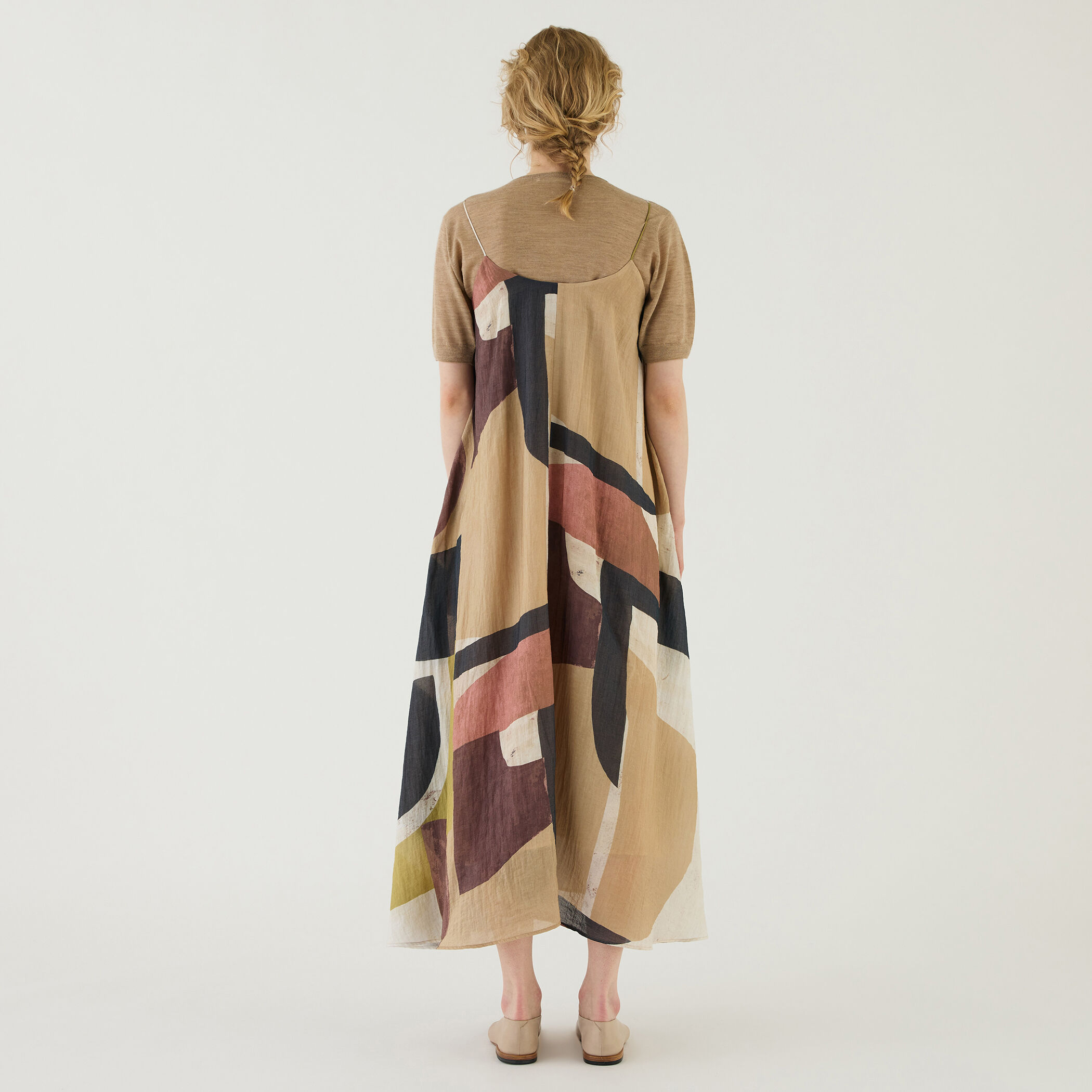 TOMORROWLAND KOBEエリア | . 〈extreme cashmere ×〉 ⁡ Top : n