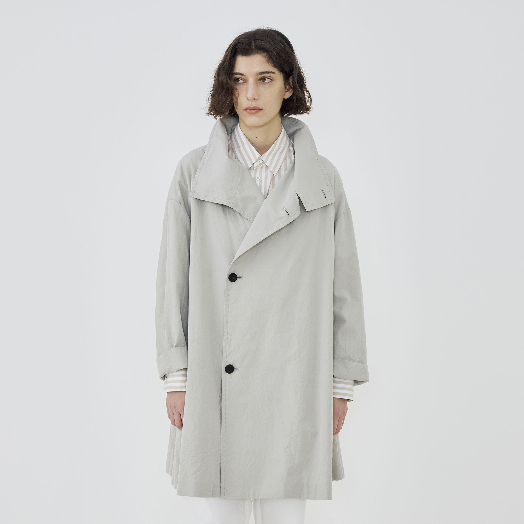 パラシュートクロス スタンドカラーコート｜トゥモローランド 公式通販