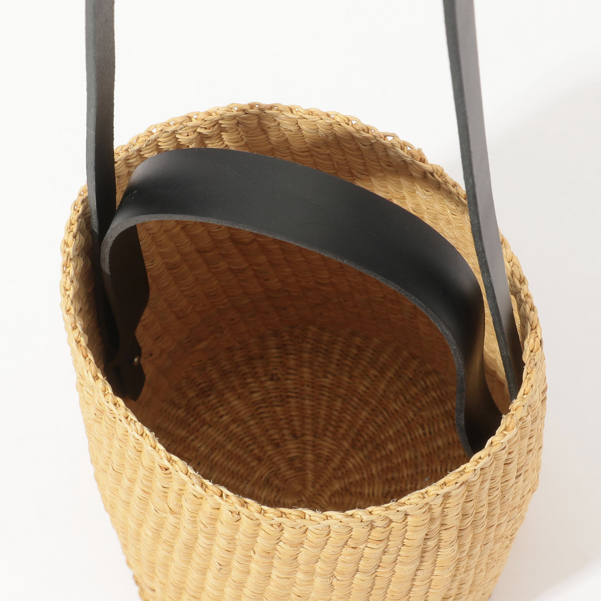 item0363875e225e11f0bc4b0242ac