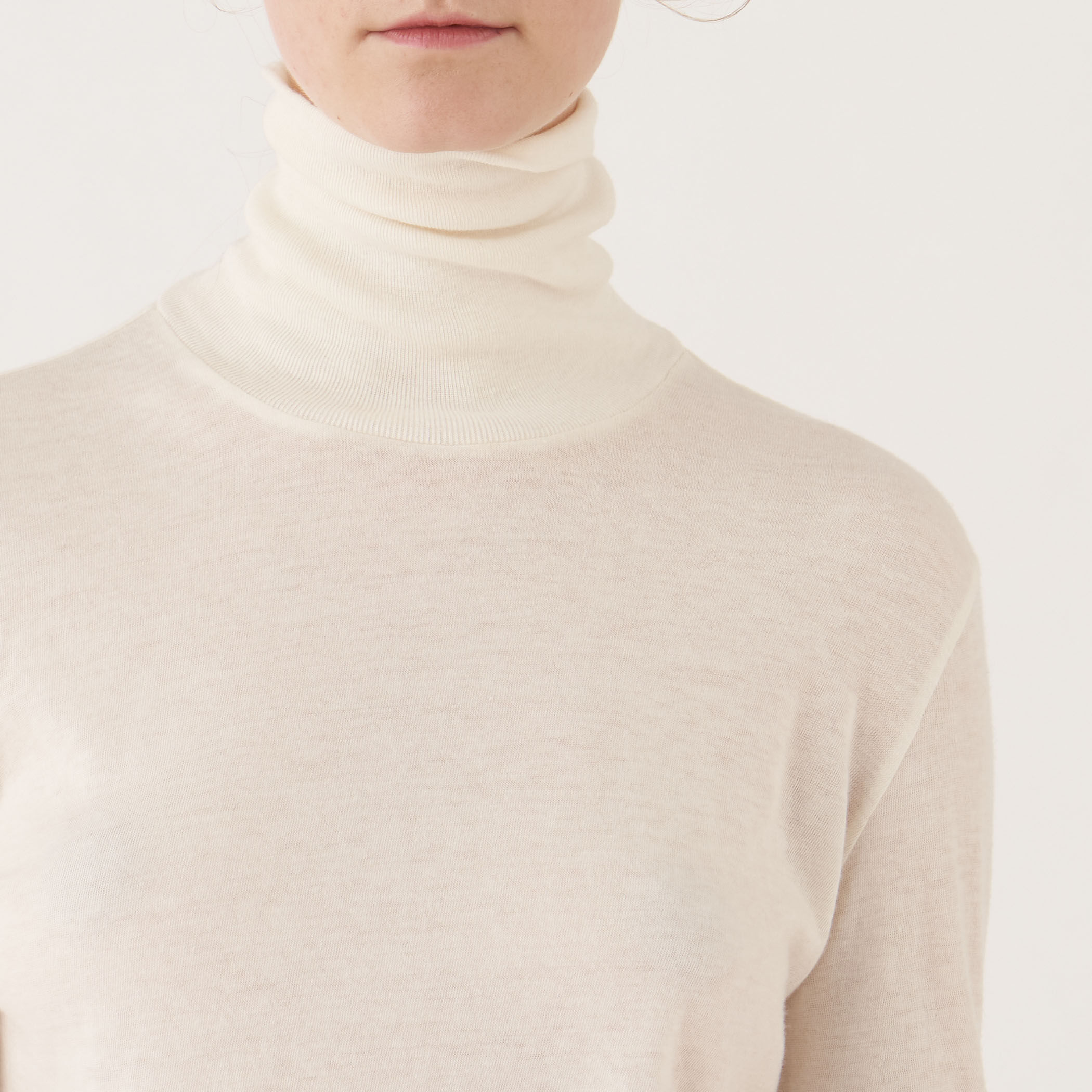 GALERIE VIE コットンカシミヤ タートルネックプルオーバー