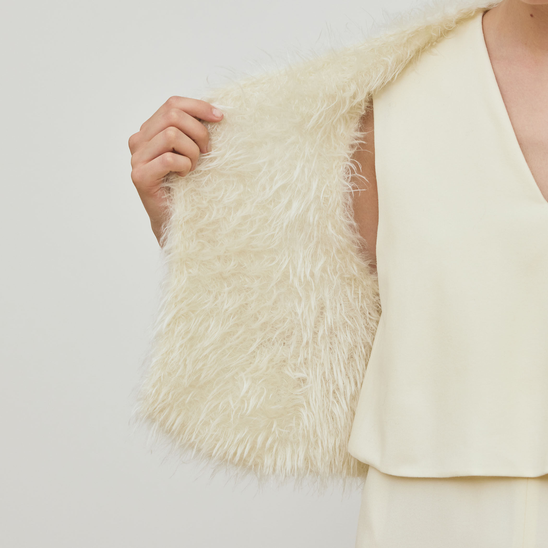 ベビーキッドモヘヤ Vネックベスト｜トゥモローランド 公式通販