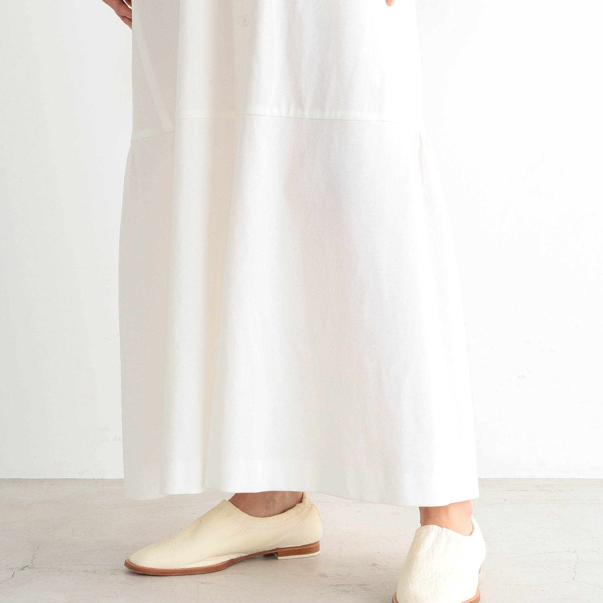 □コットンピケ シャツドレス｜トゥモローランド 公式通販