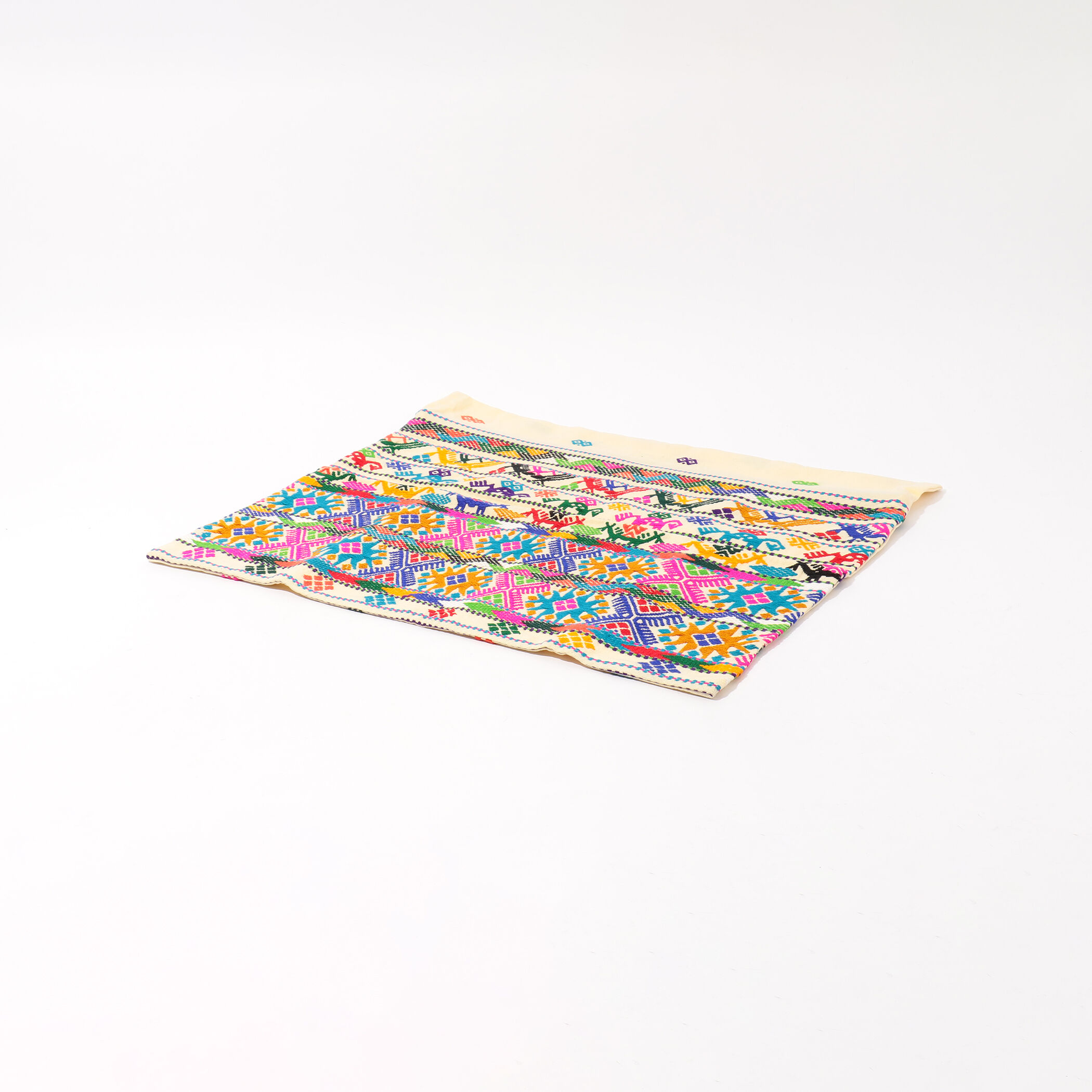 BHUTAN TEXTILE クッションカバー｜トゥモローランド 公式サイト